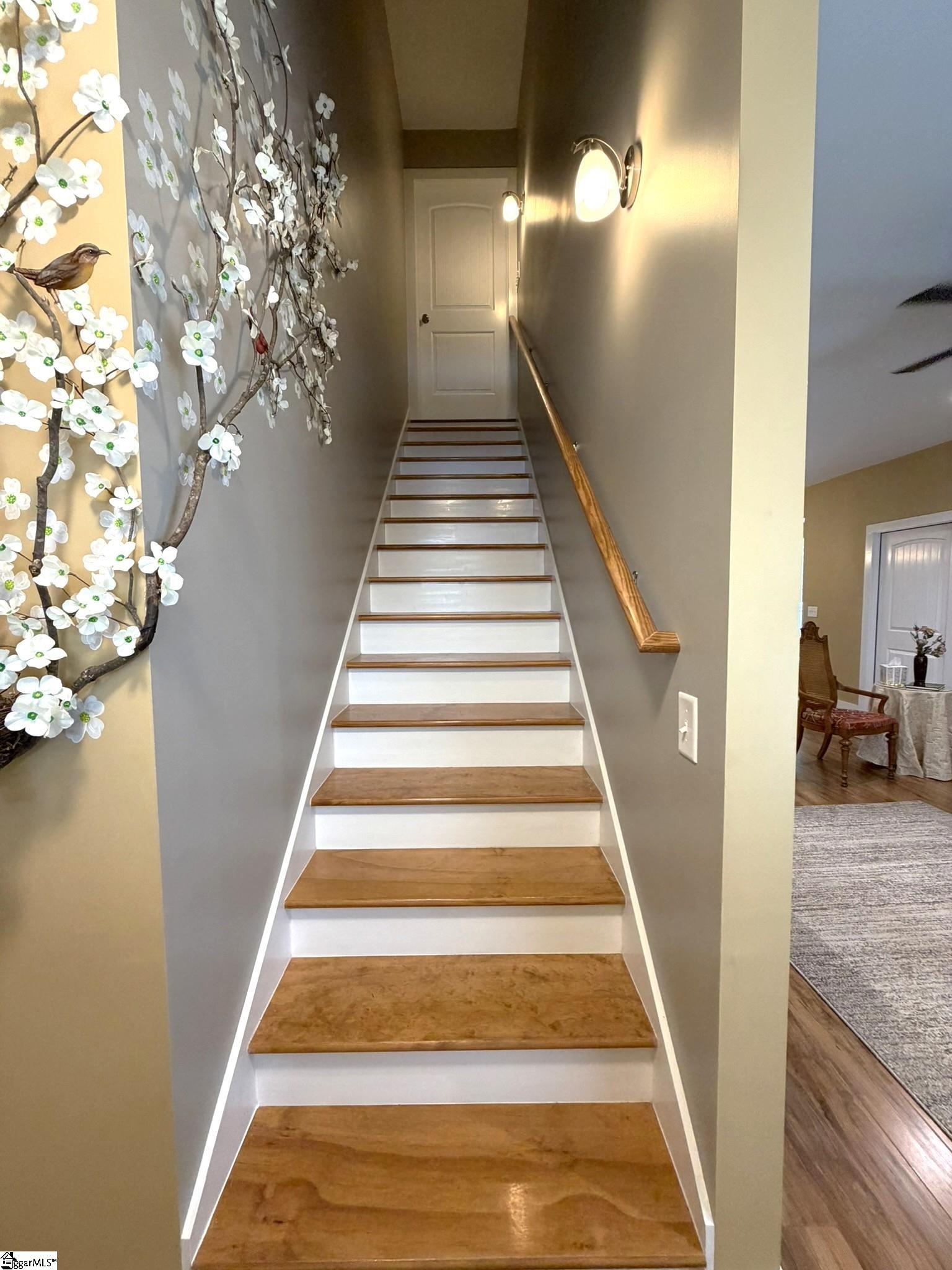 104 Cottage Way Property Photo 22