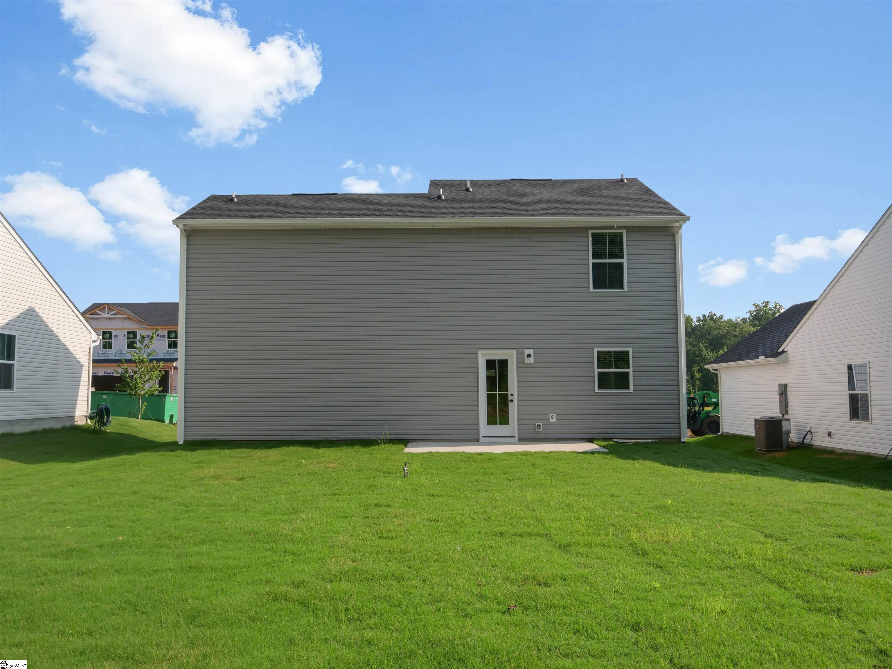 1604612 Property Photo 5