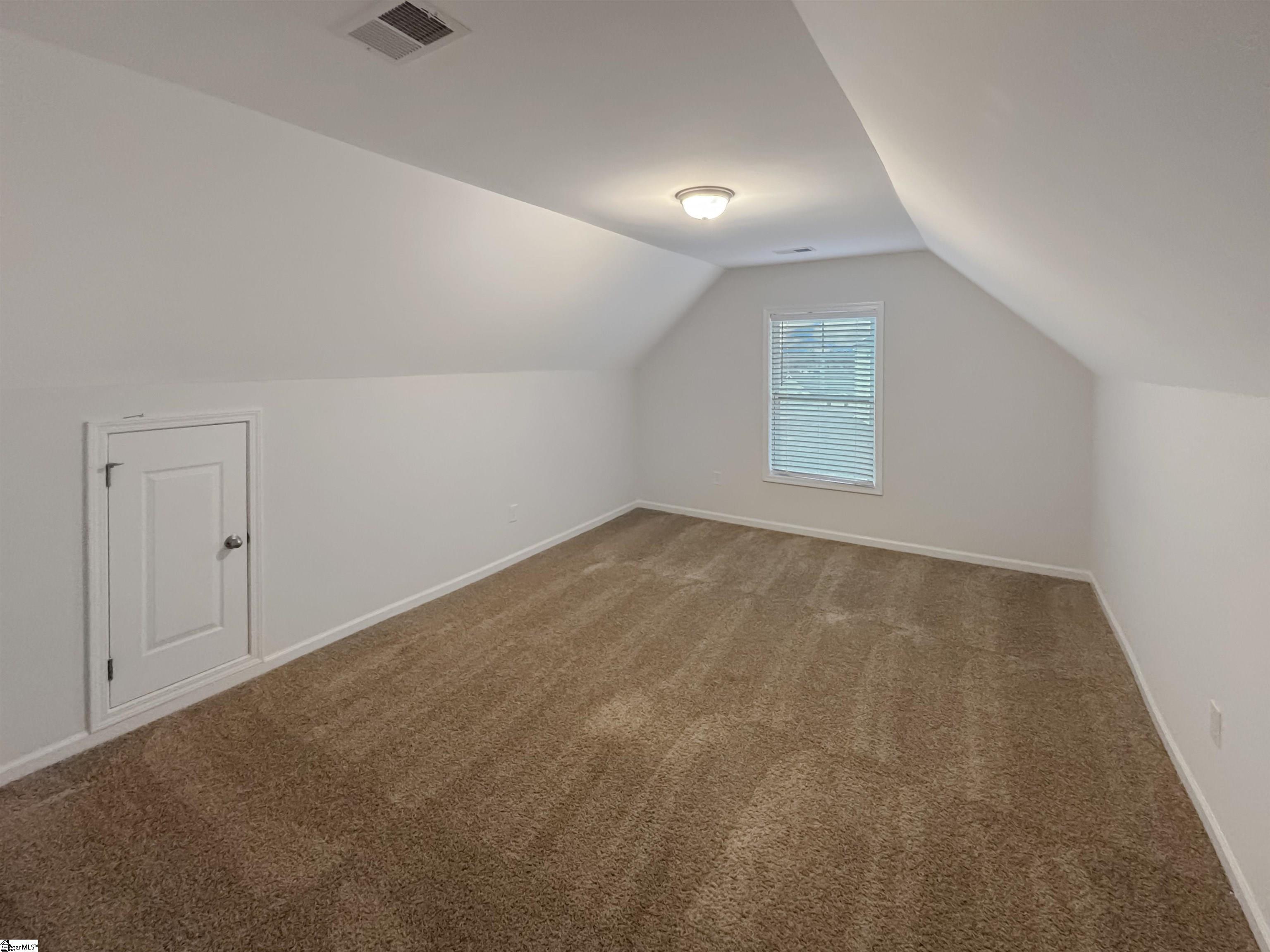 1604613 Property Photo 9