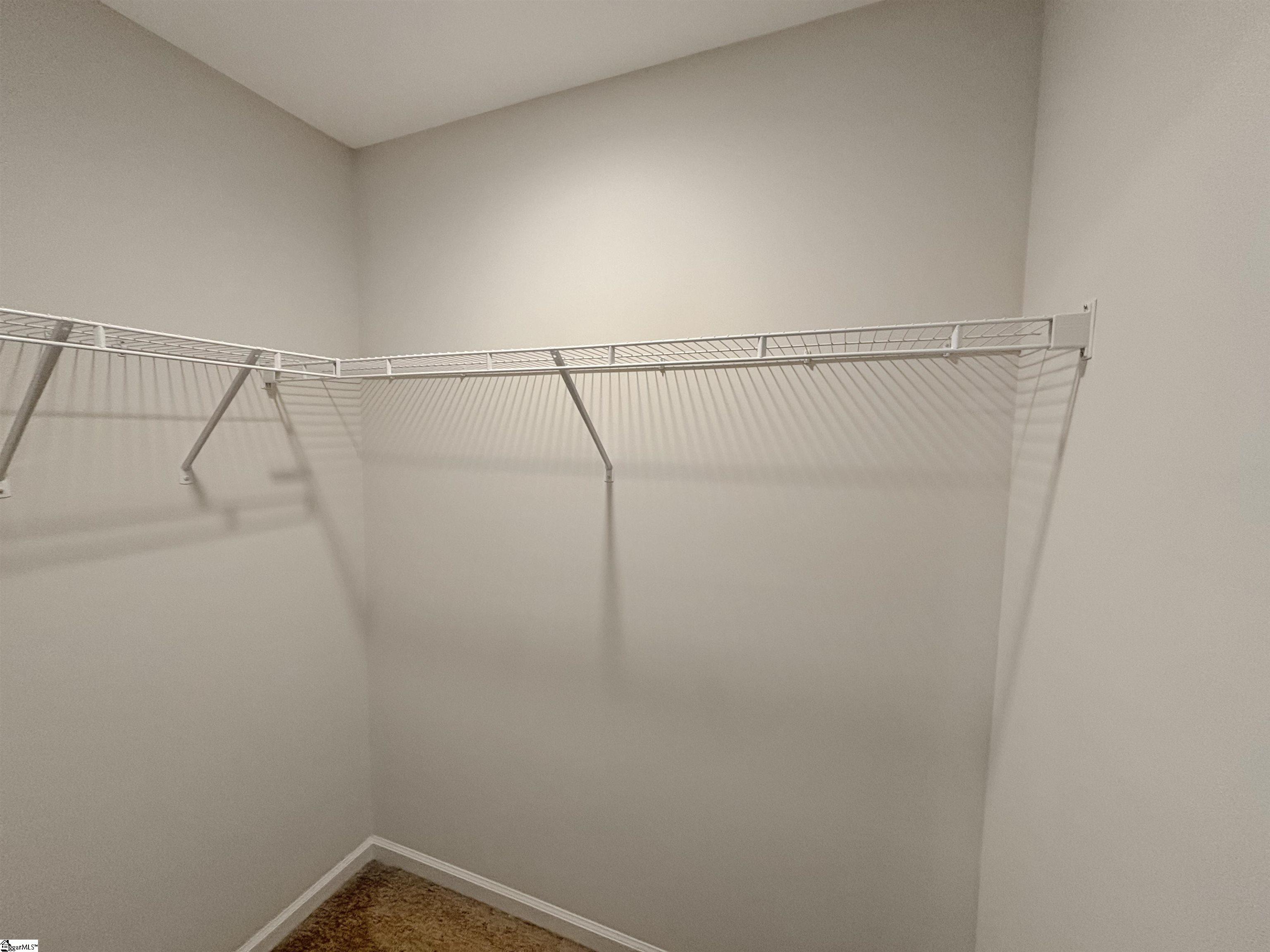 1604613 Property Photo 12