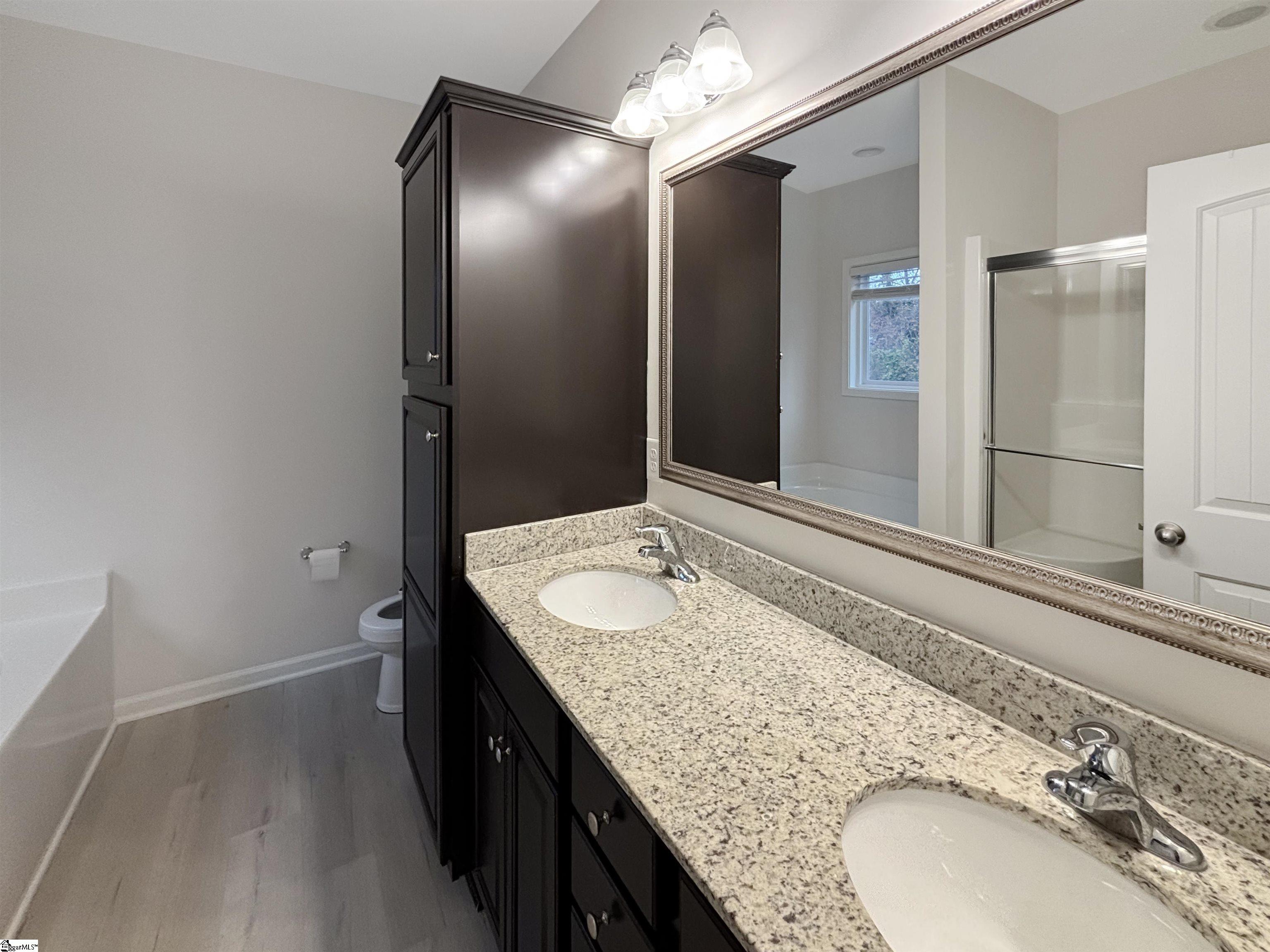 1604613 Property Photo 15