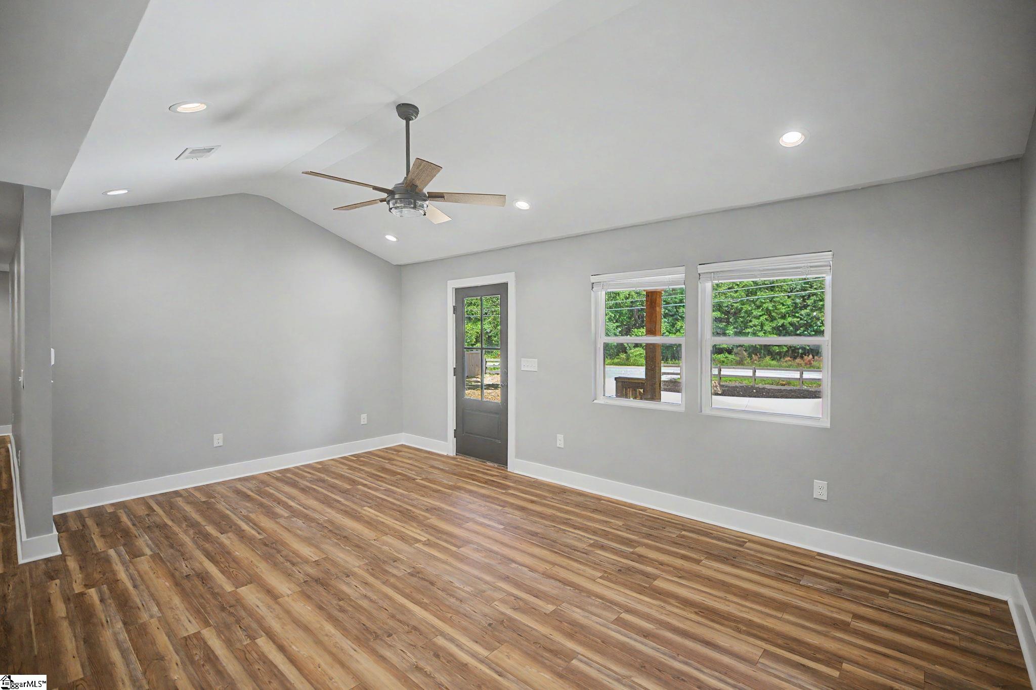2611 Anderson Highway Property Photo 21