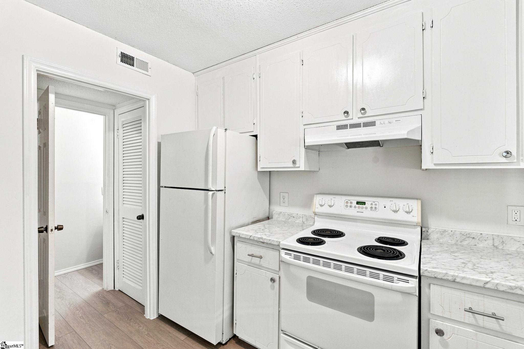 4 Birchview Street Property Photo 10