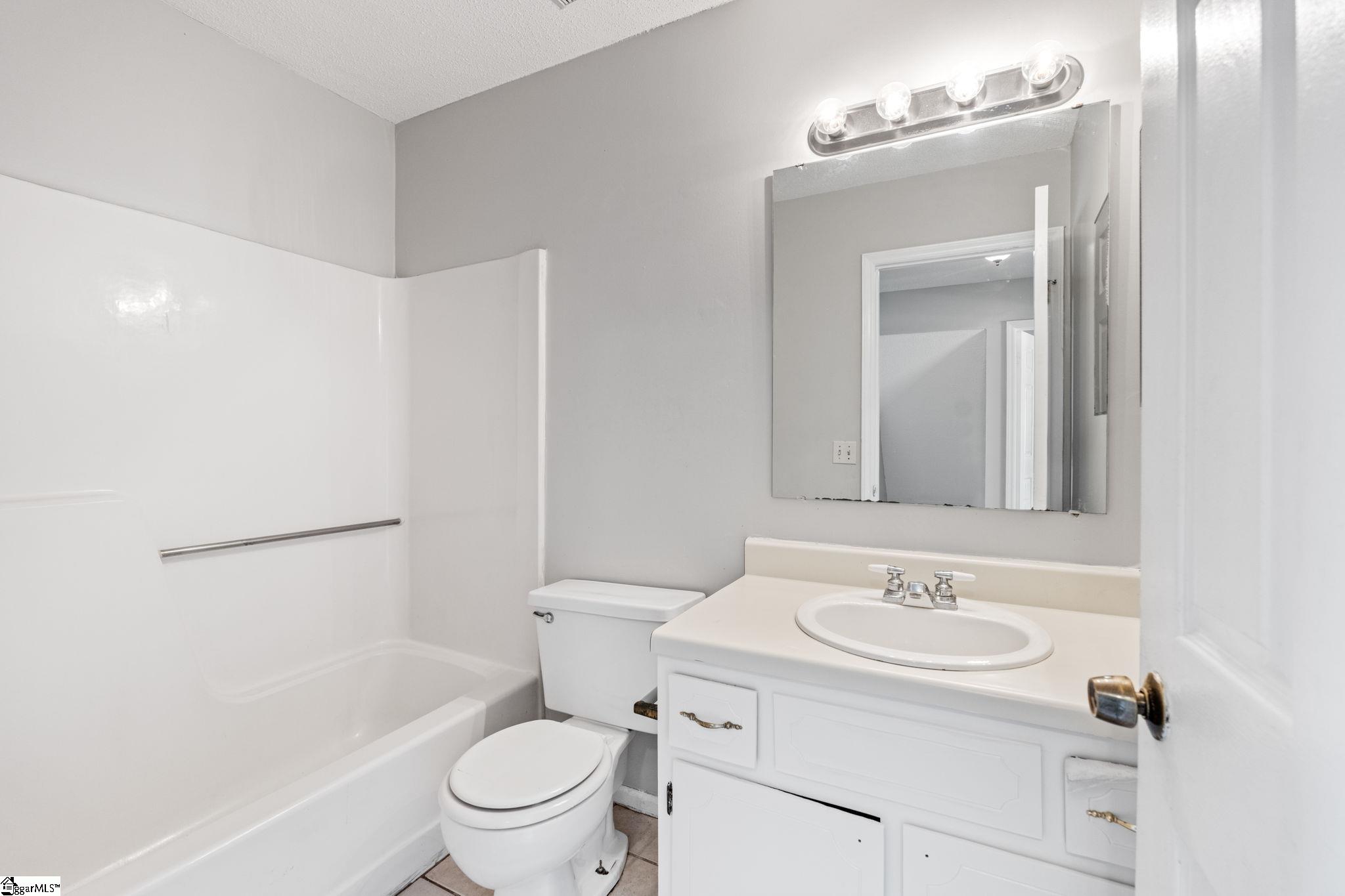 12 Birchview Street Property Photo 20
