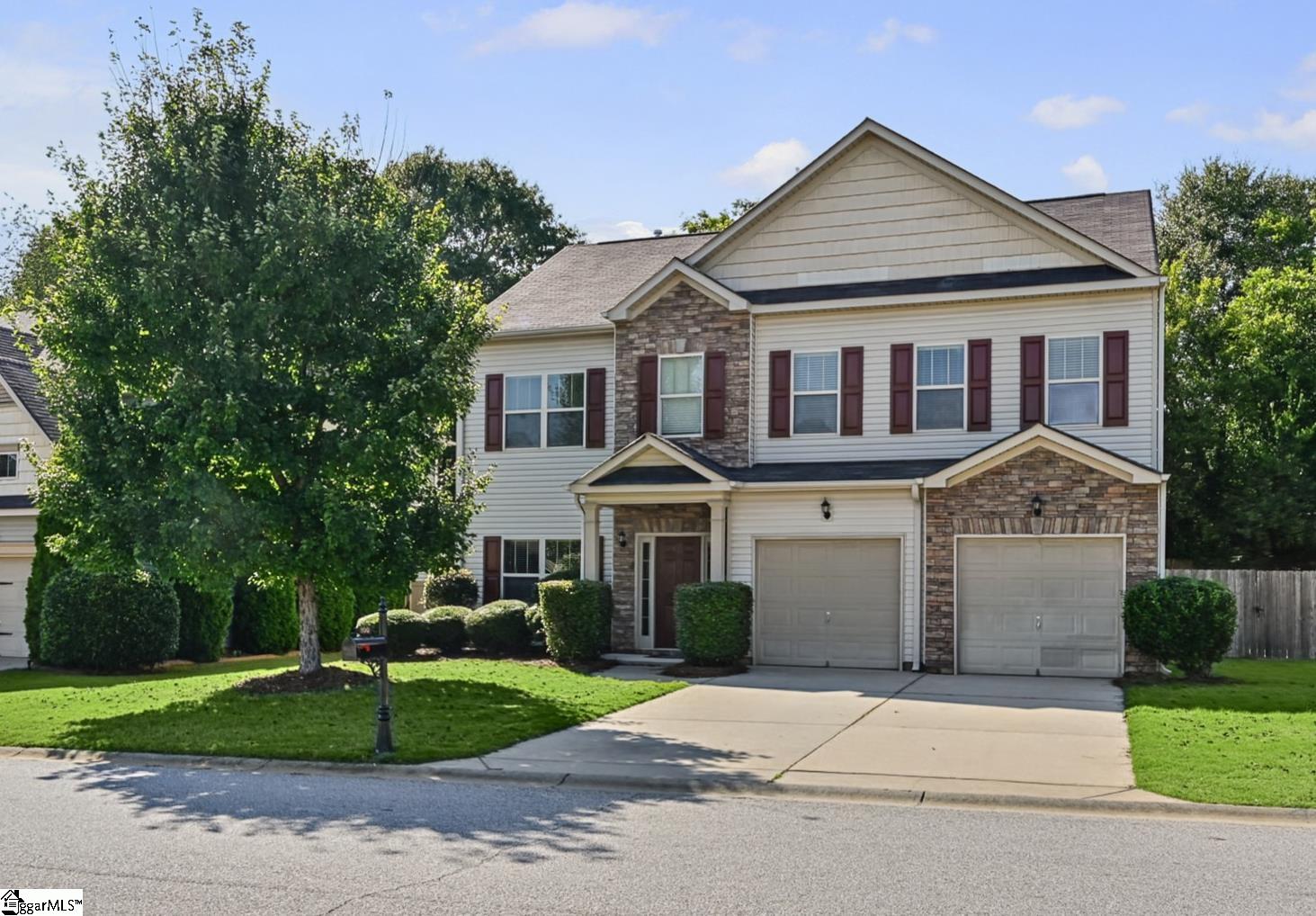 300 Sabin Court Property Photo 1