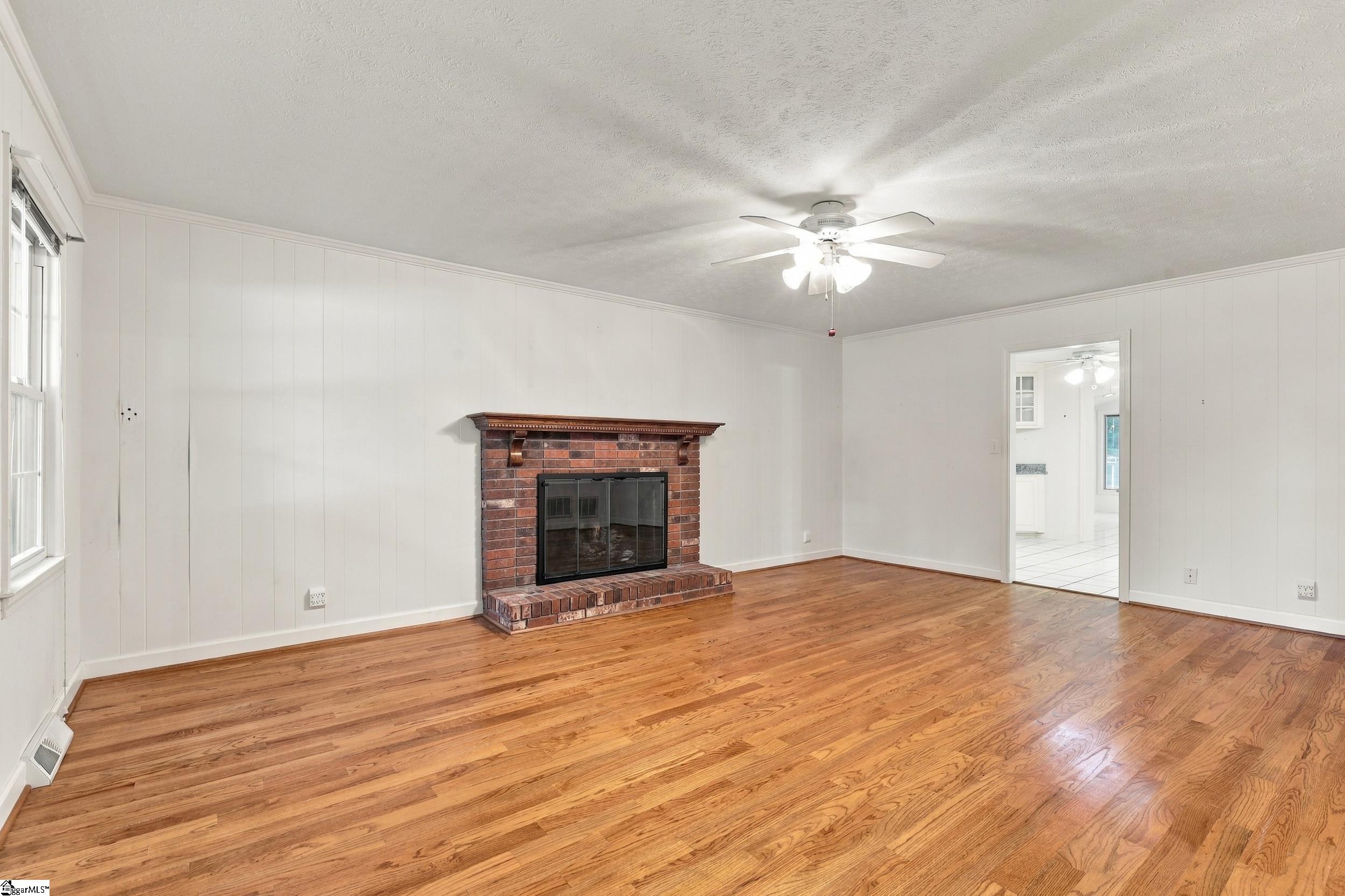 200 Connecticut Drive Property Photo 6