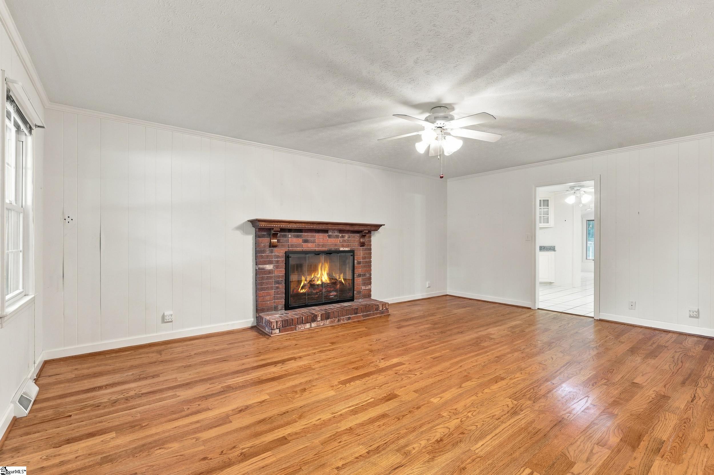 200 Connecticut Drive Property Photo 7