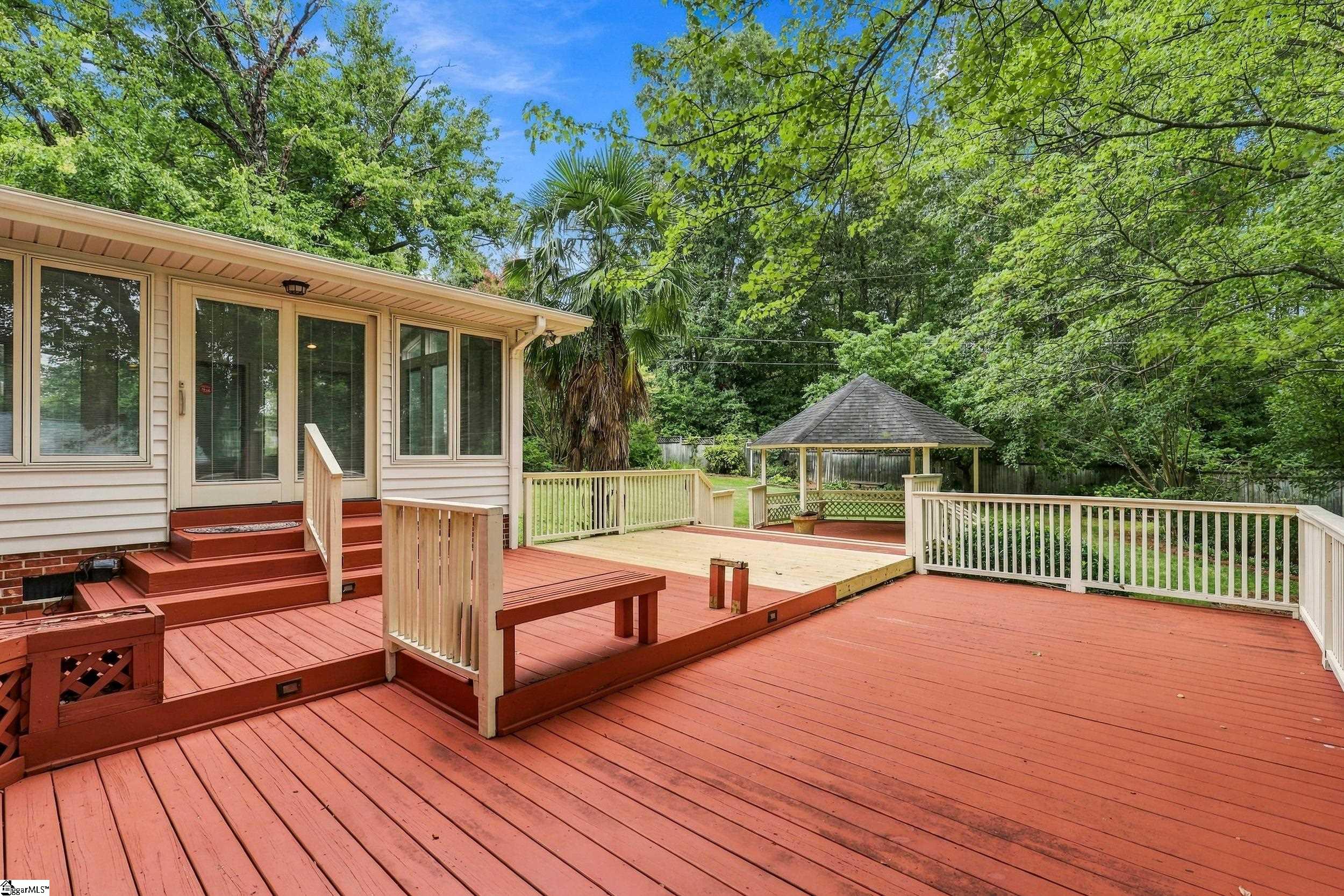 200 Connecticut Drive Property Photo 26