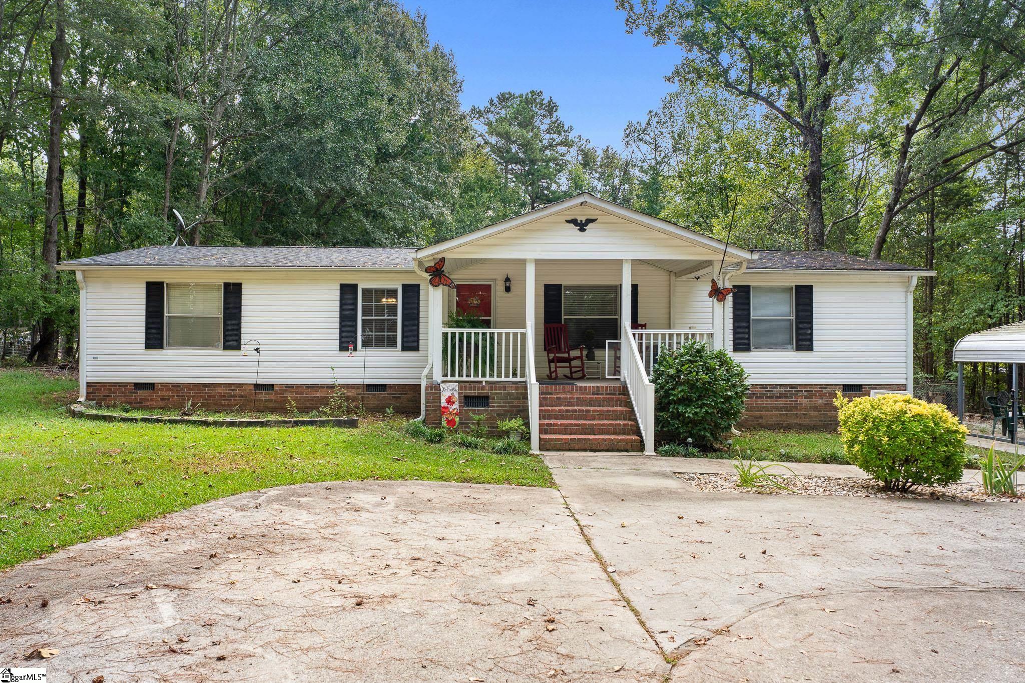 695 Miller Road Property Photo 1