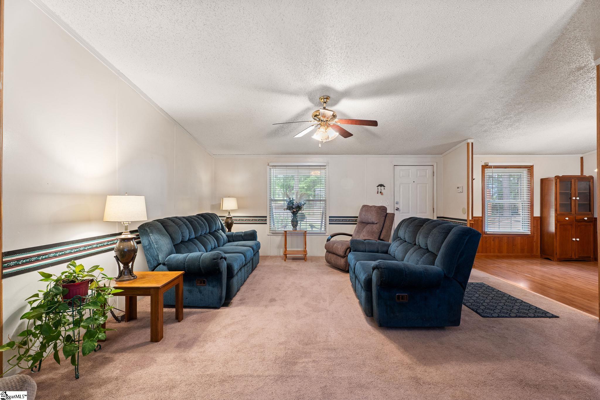 695 Miller Road Property Photo 9