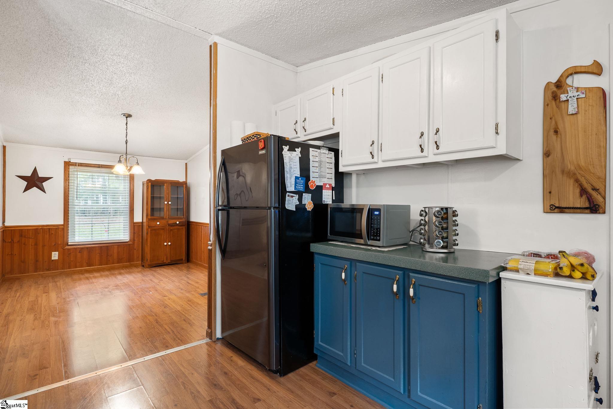 695 Miller Road Property Photo 13