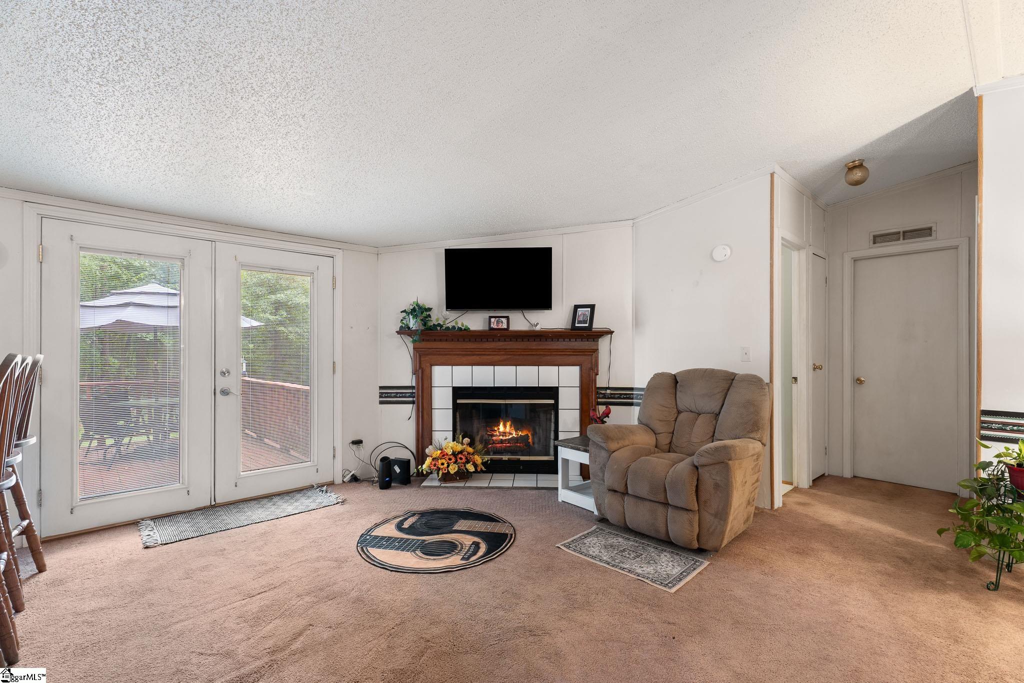 695 Miller Road Property Photo 16