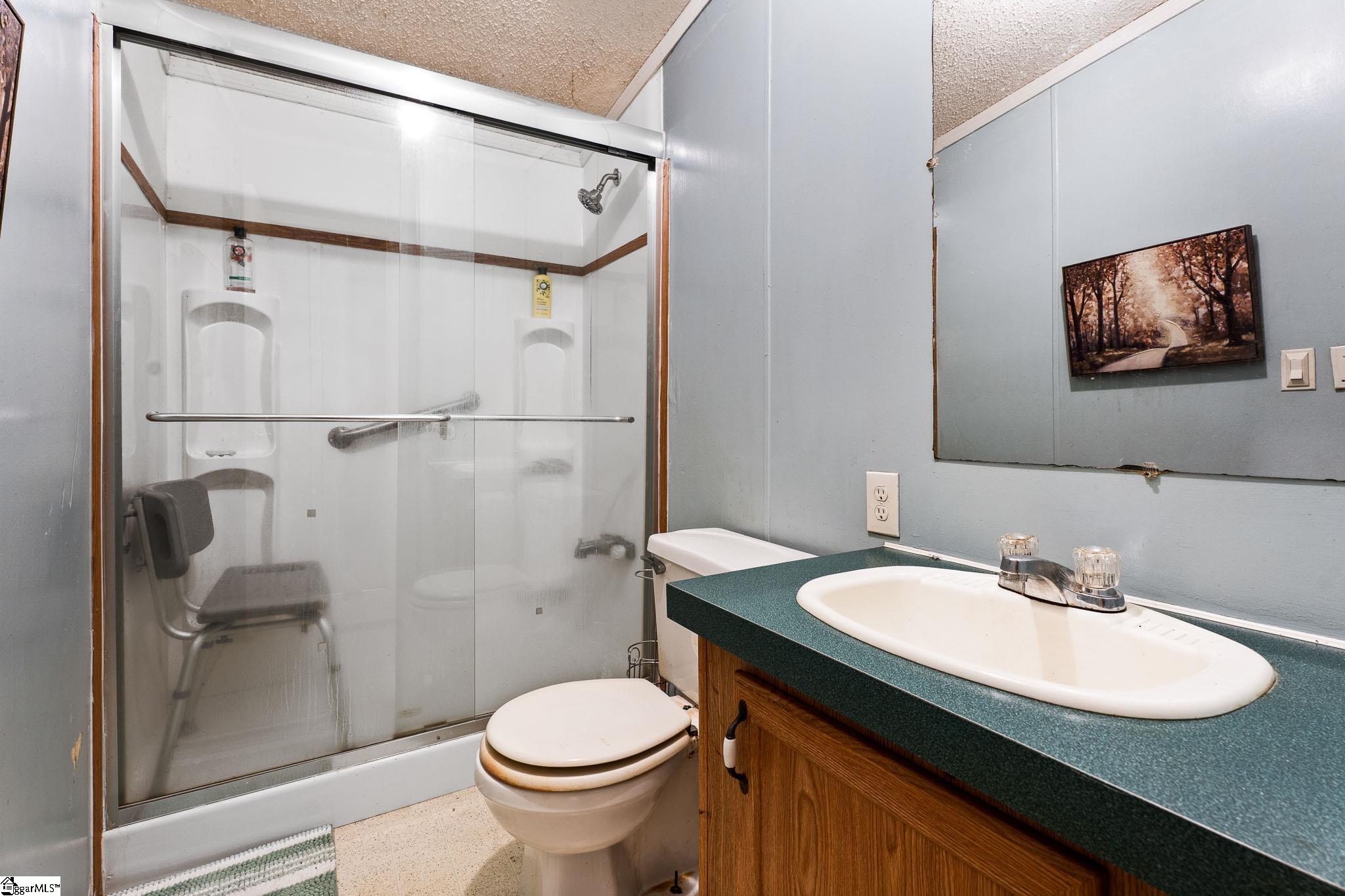 695 Miller Road Property Photo 17
