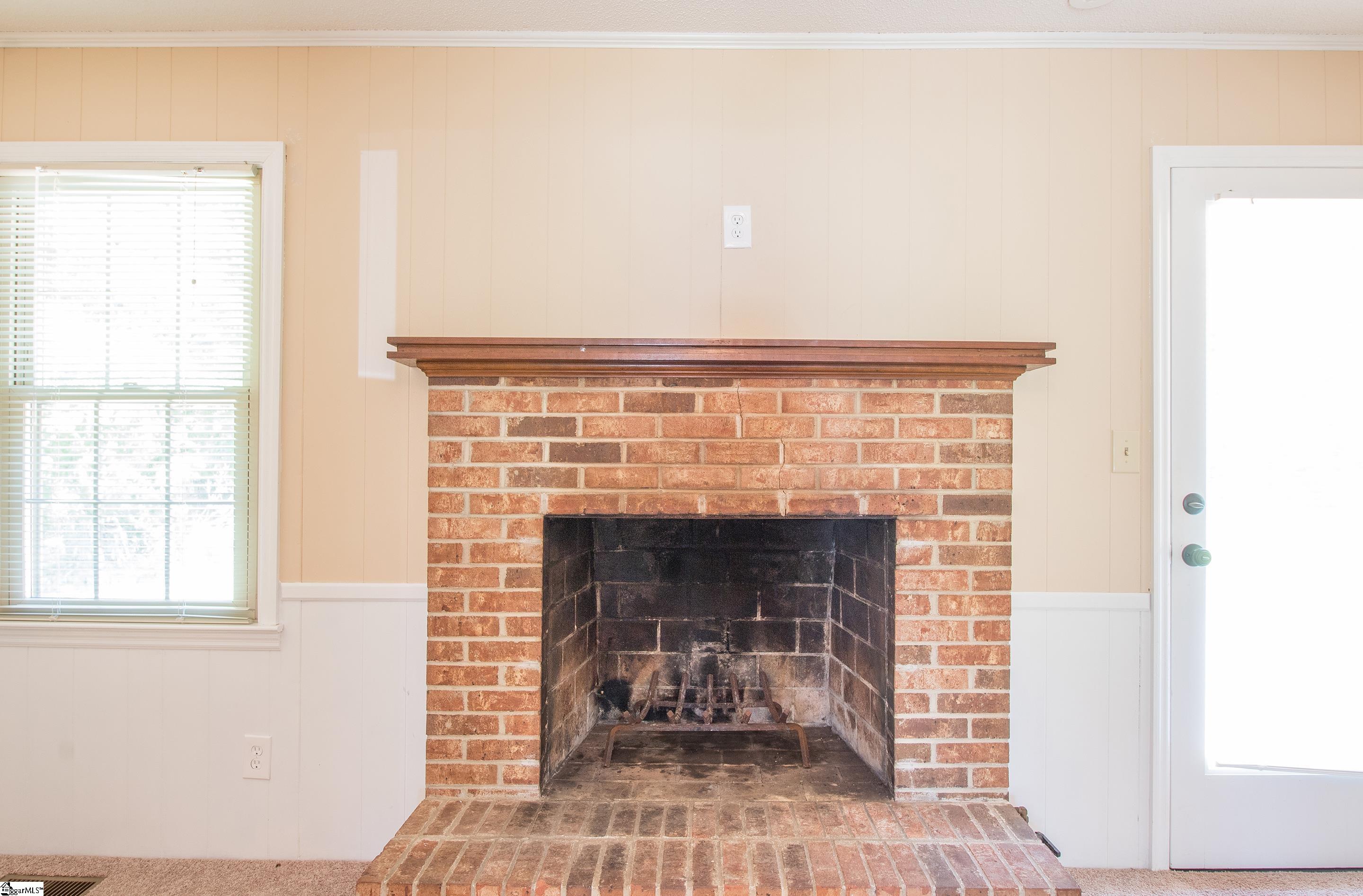 631 Pine Hill Drive Property Photo 10