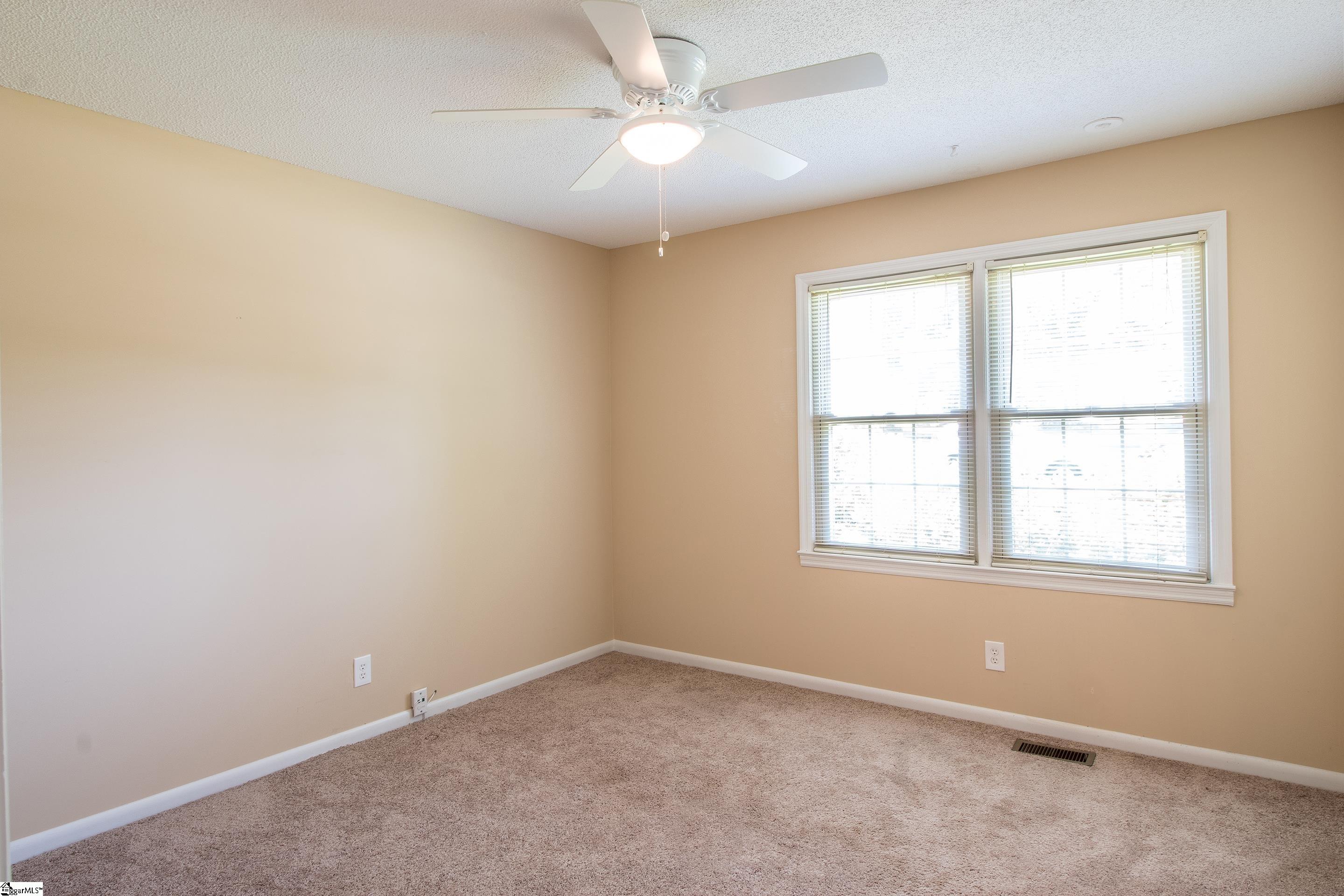 631 Pine Hill Drive Property Photo 12