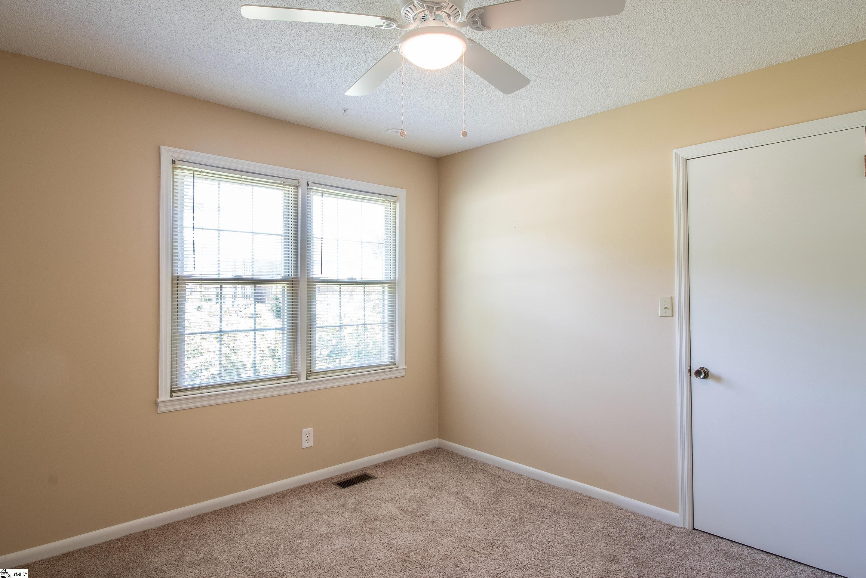 631 Pine Hill Drive Property Photo 13