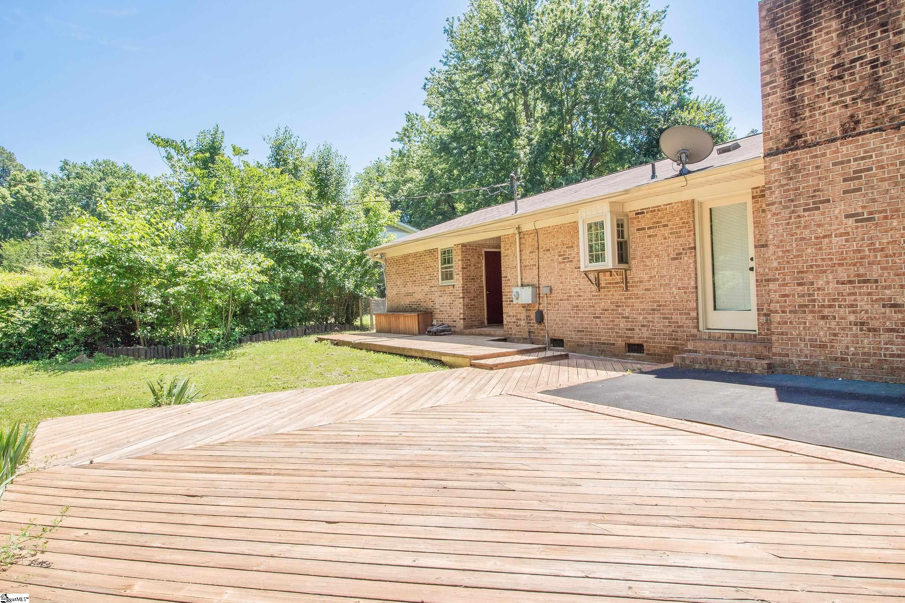 631 Pine Hill Drive Property Photo 20