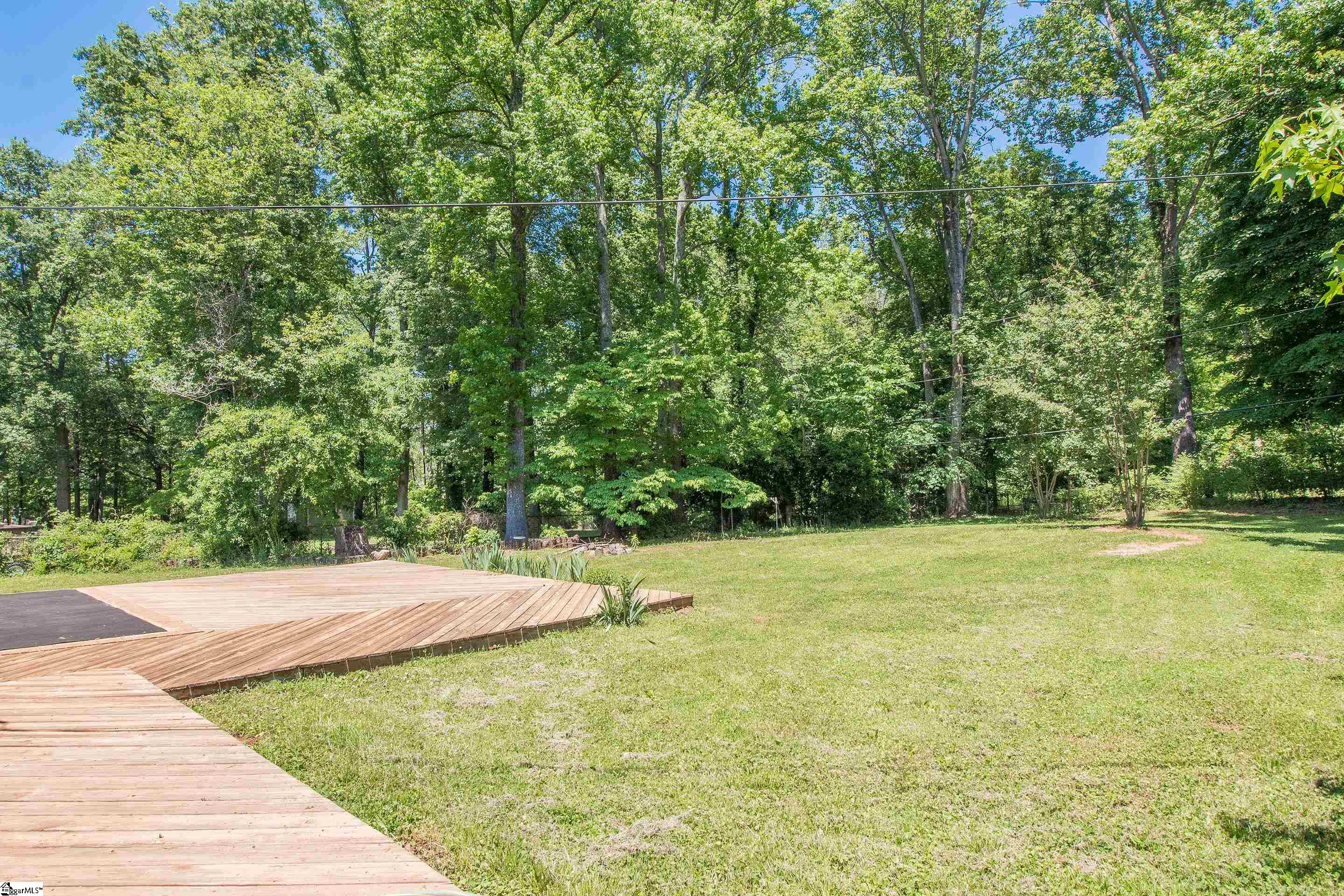 631 Pine Hill Drive Property Photo 21