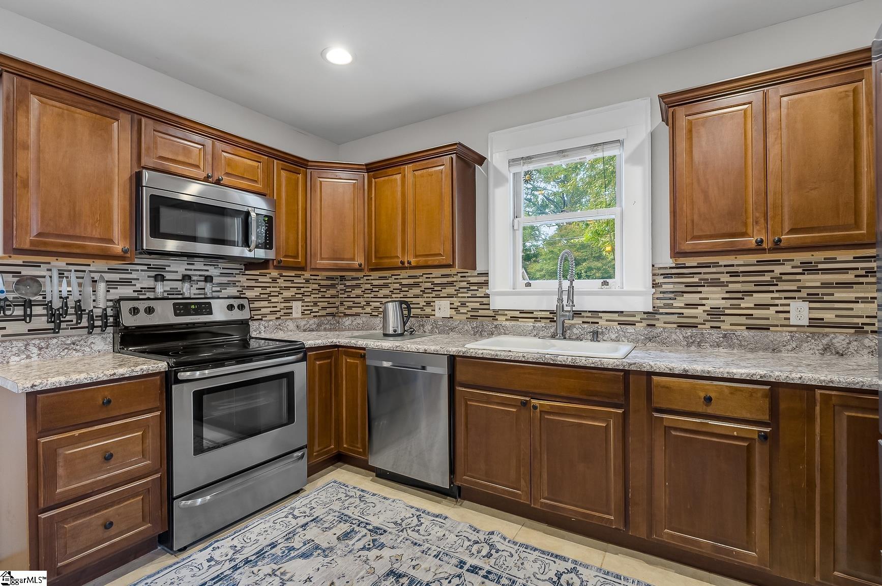 108 Poplar Drive Property Photo 12
