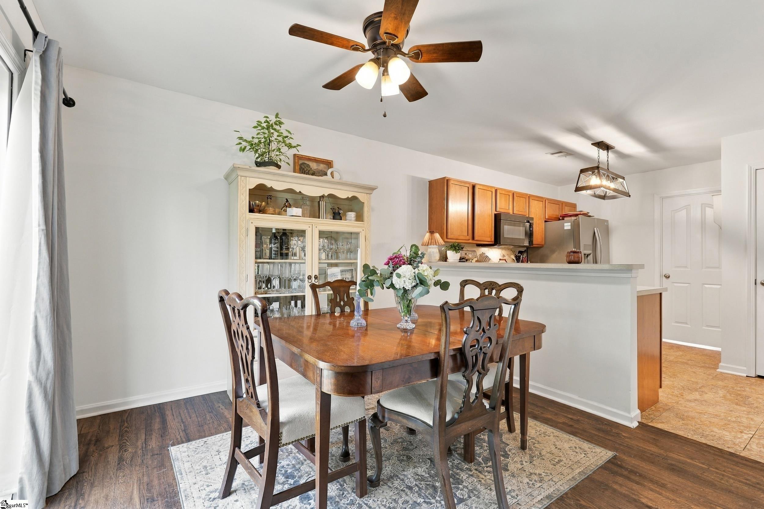 9 Hollow Tree Way Property Photo 8