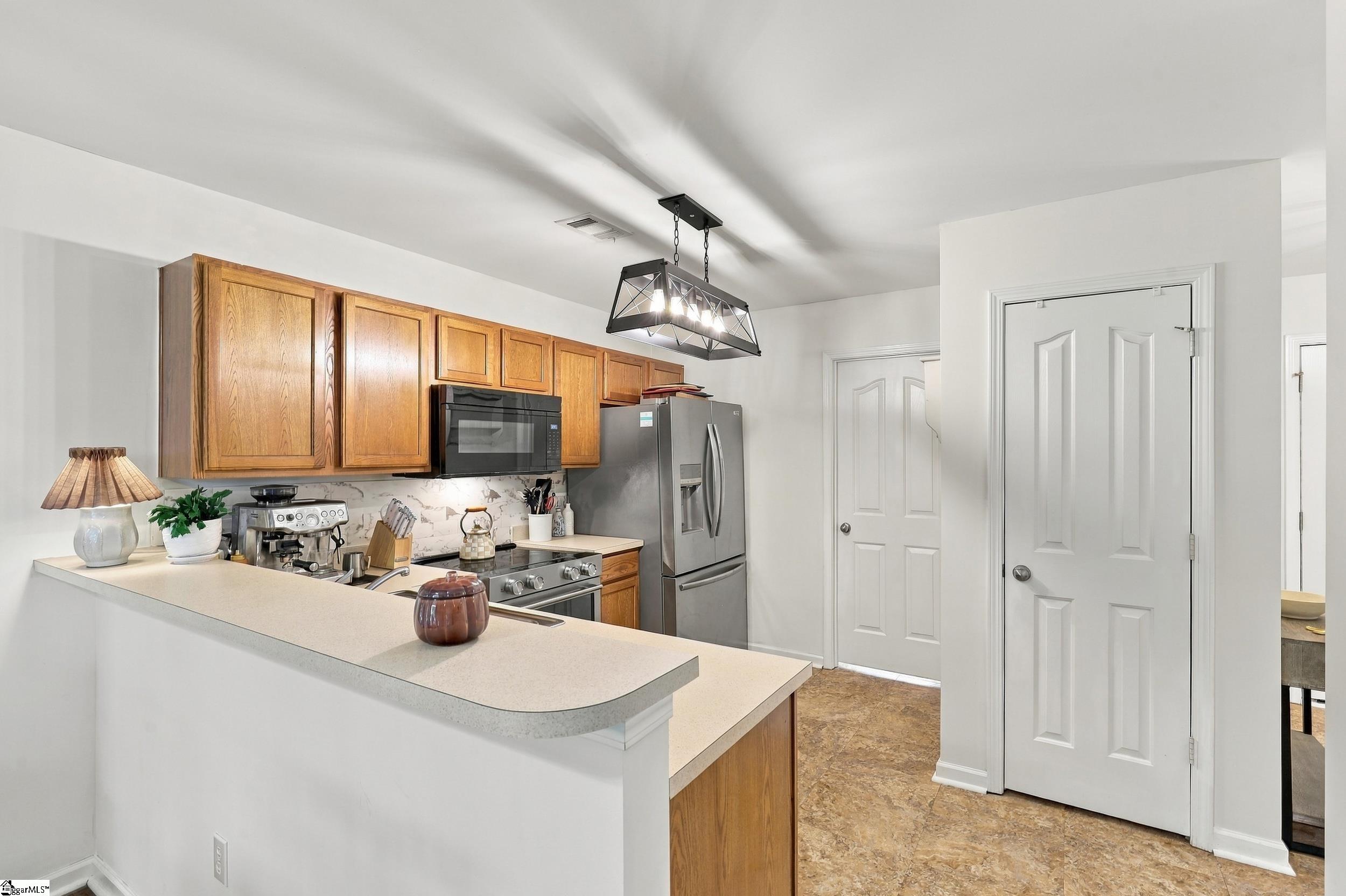 9 Hollow Tree Way Property Photo 9