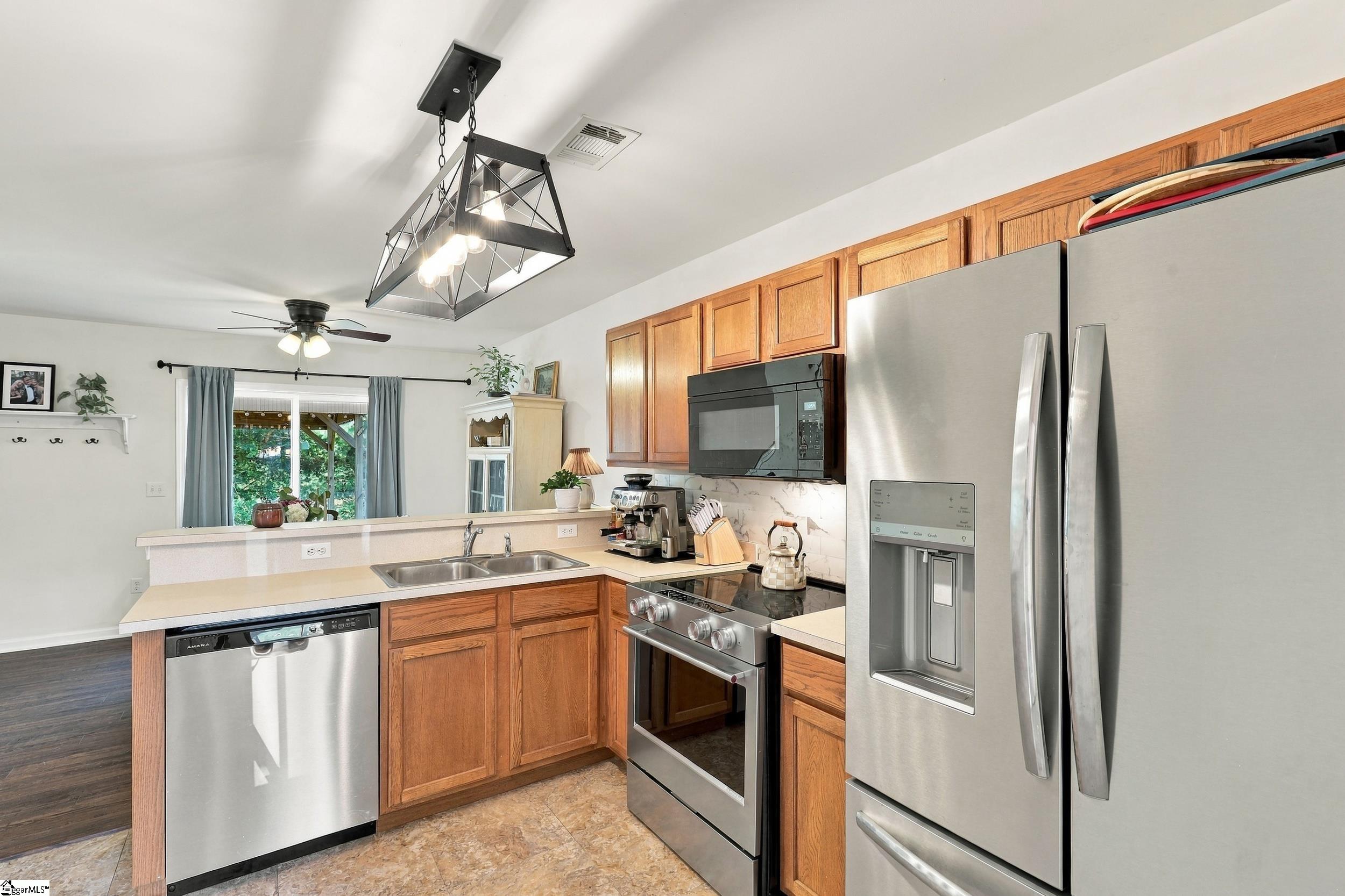 9 Hollow Tree Way Property Photo 12