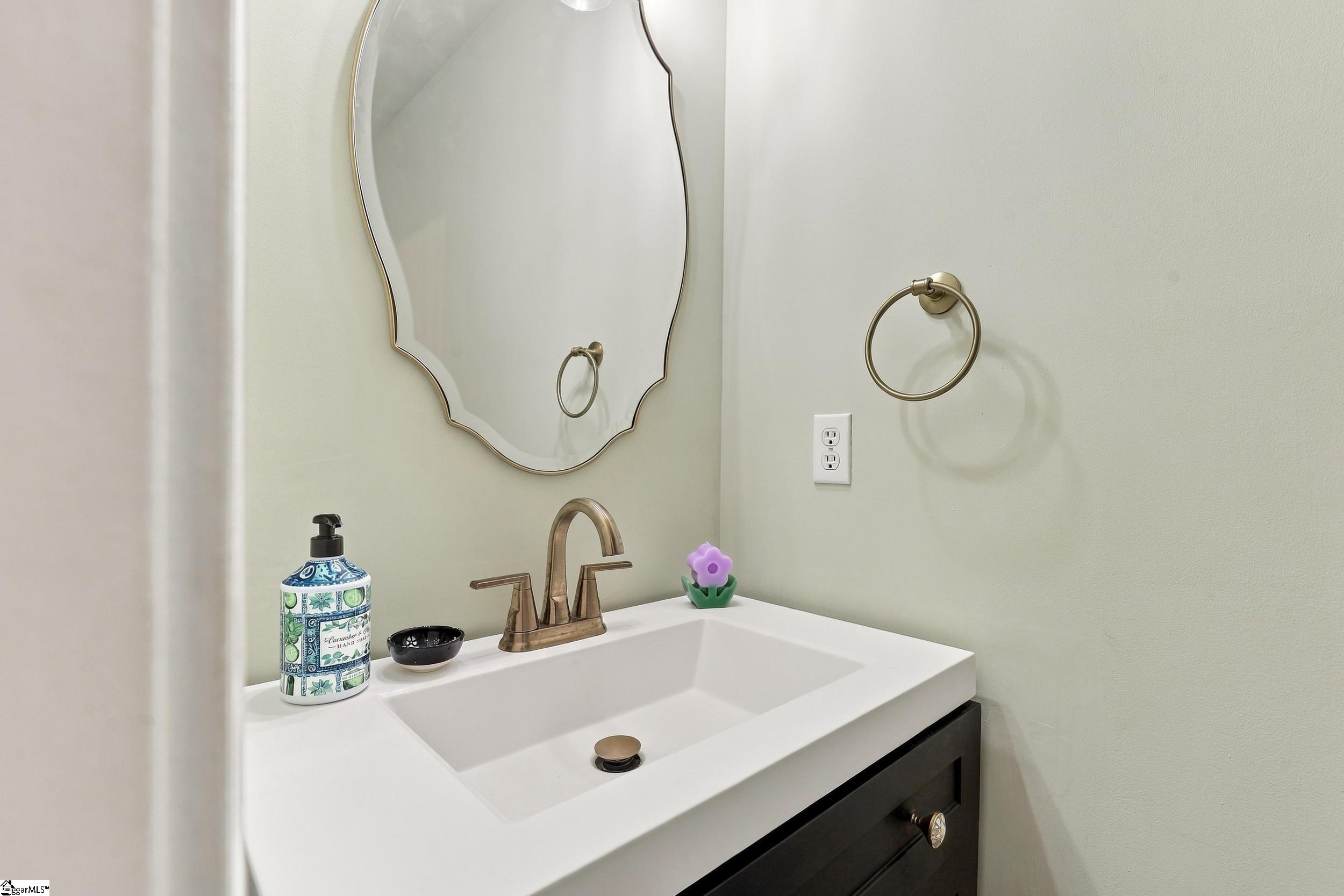 9 Hollow Tree Way Property Photo 13