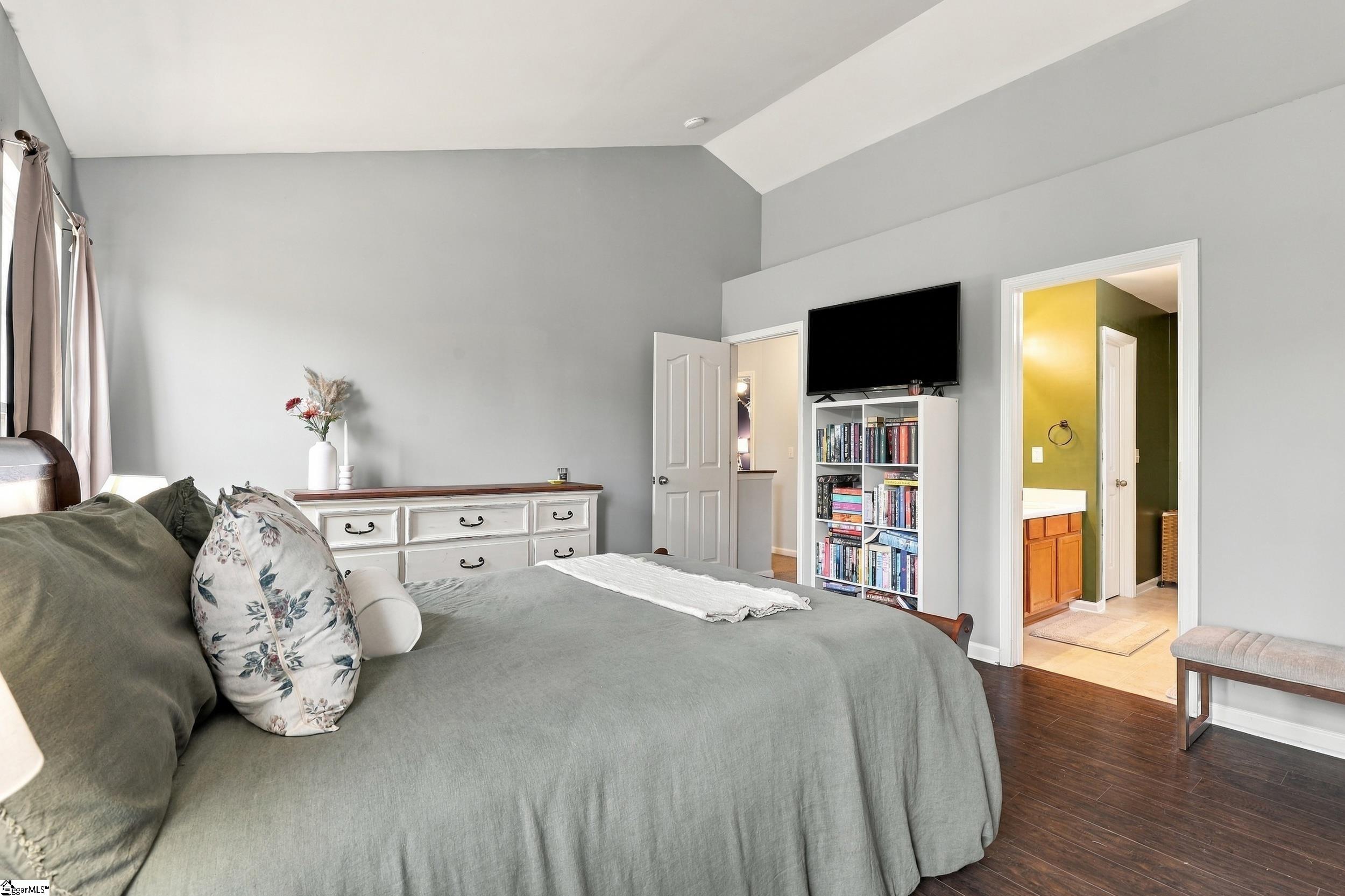 9 Hollow Tree Way Property Photo 16