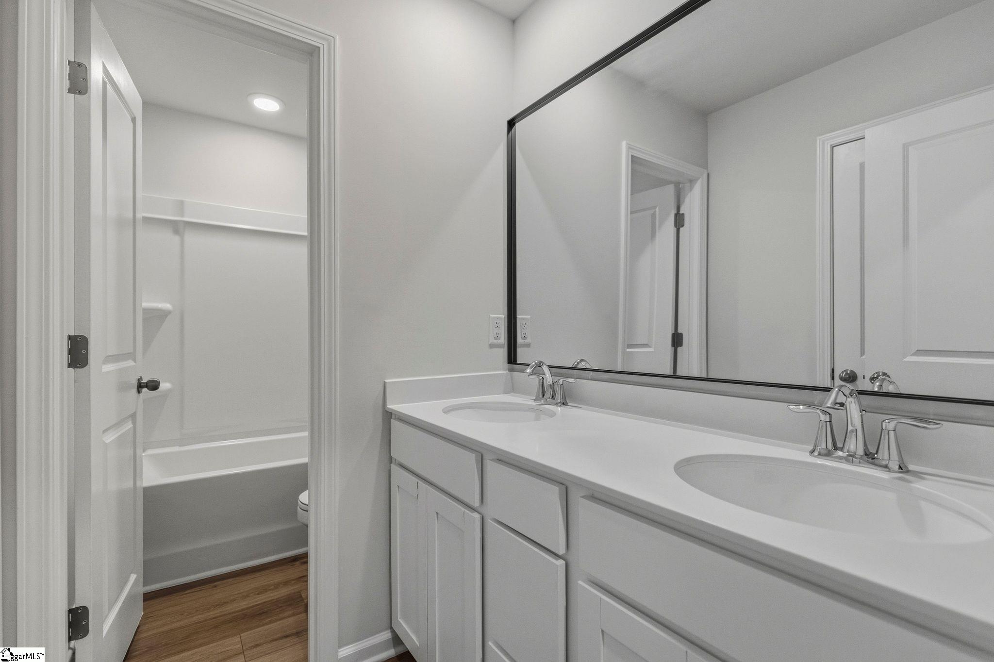 1719 Southwold Lane Property Photo 40