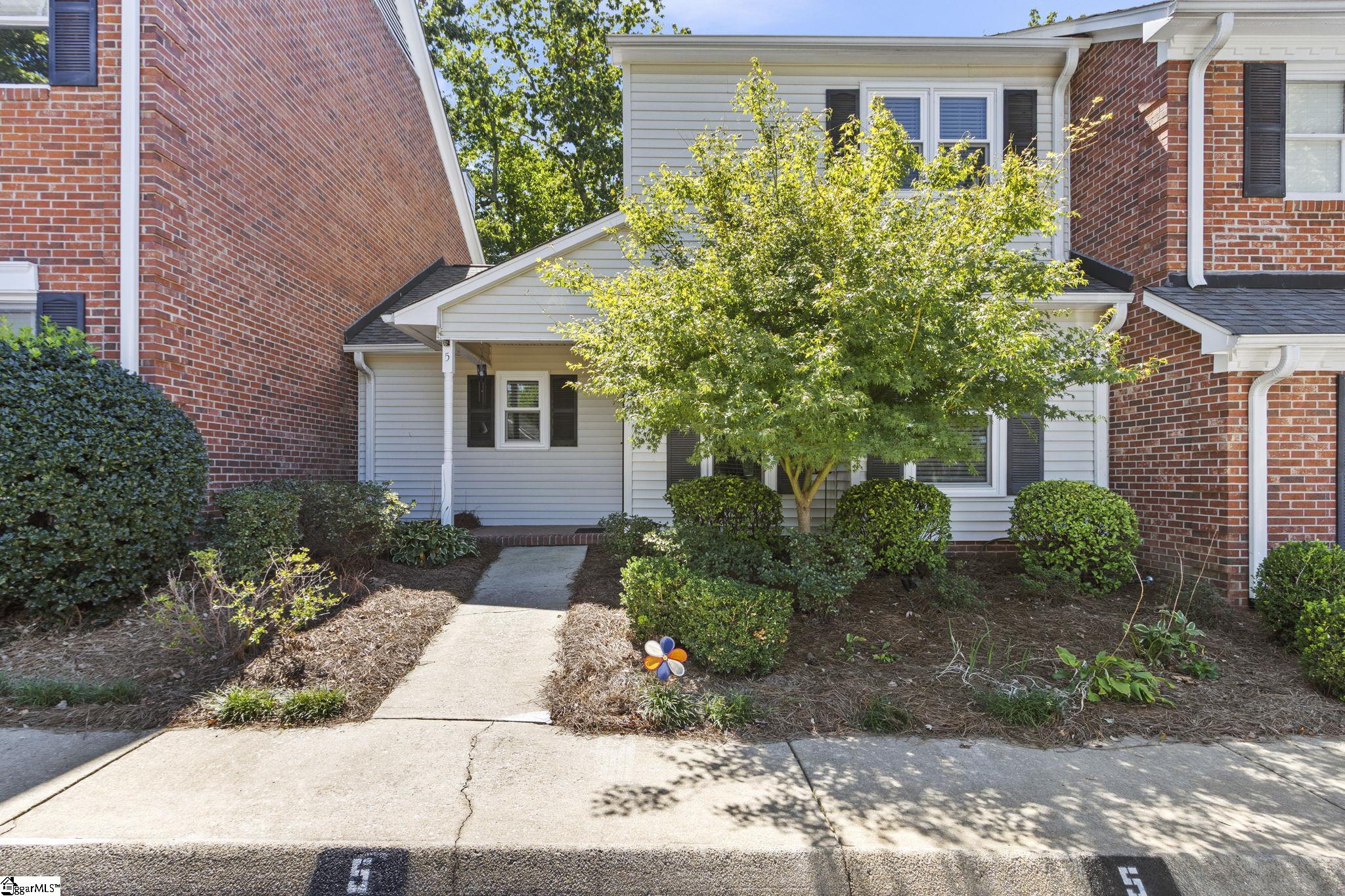 2808 E North Street Property Photo 1