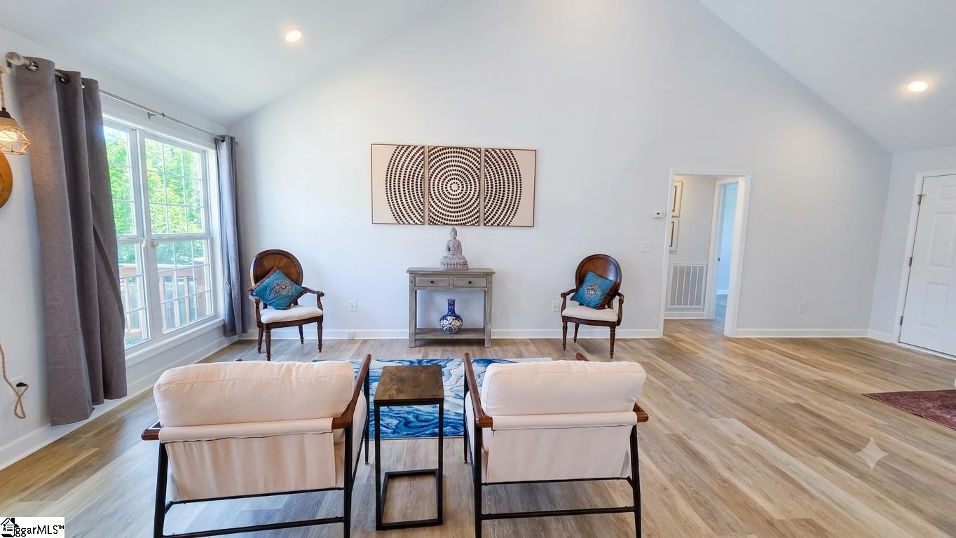 52 Montgomery Road Property Photo 9