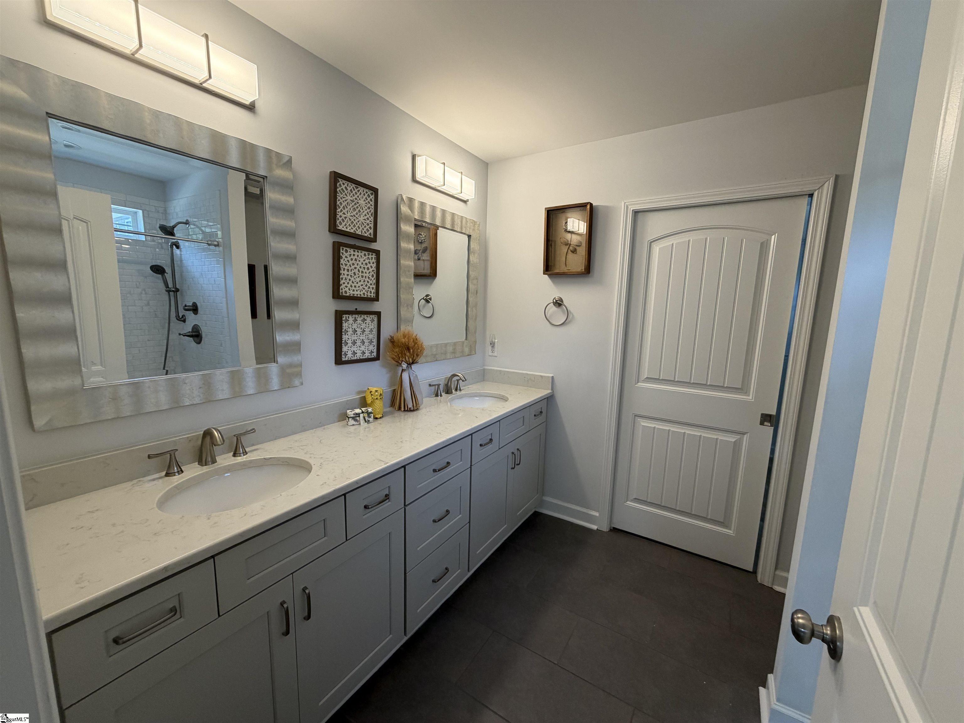 52 Montgomery Road Property Photo 20