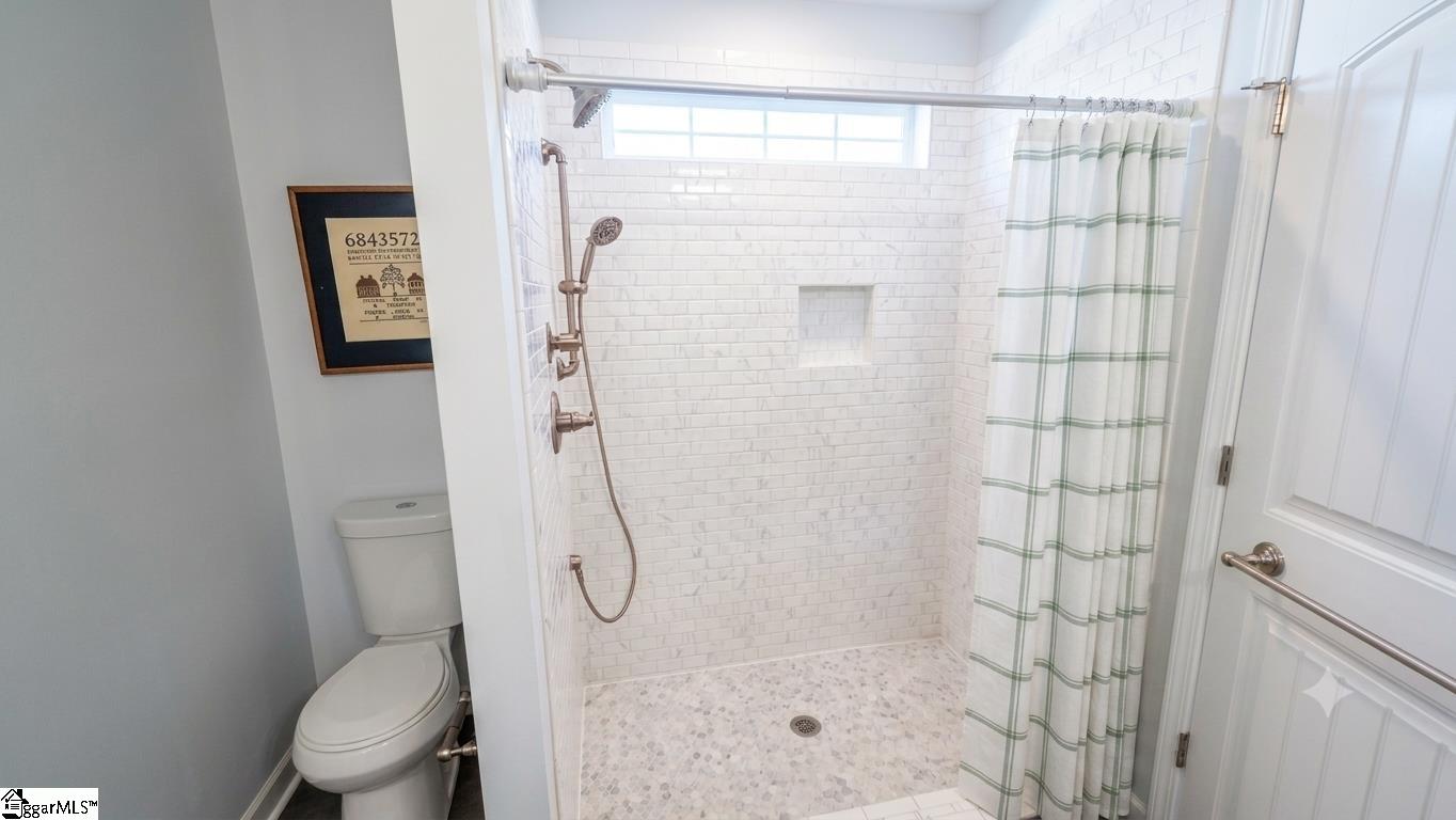 52 Montgomery Road Property Photo 21