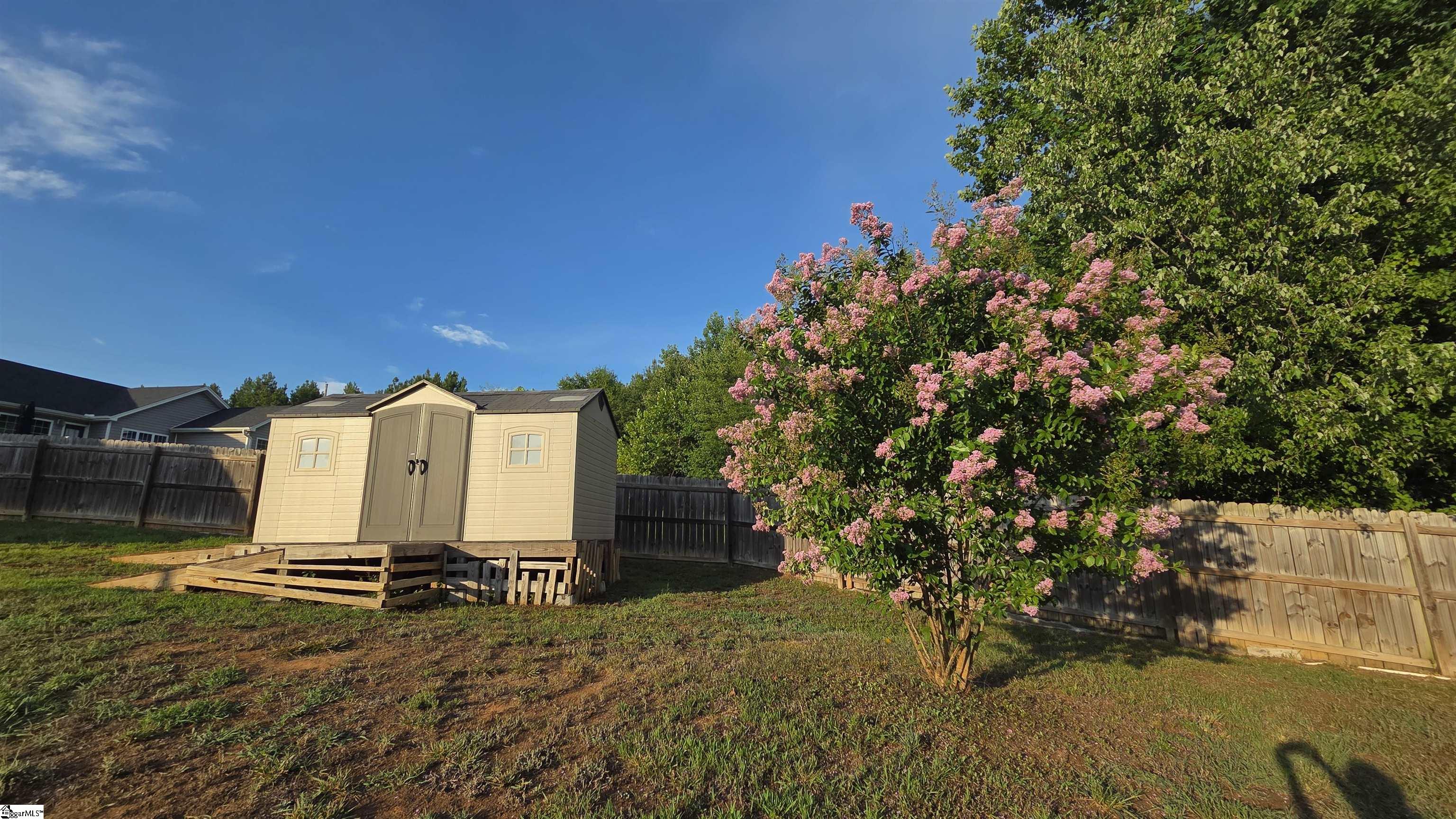 52 Montgomery Road Property Photo 37