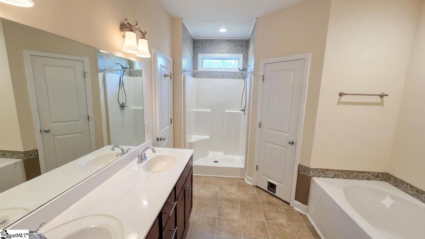 34 Montgomery Road Property Photo 18