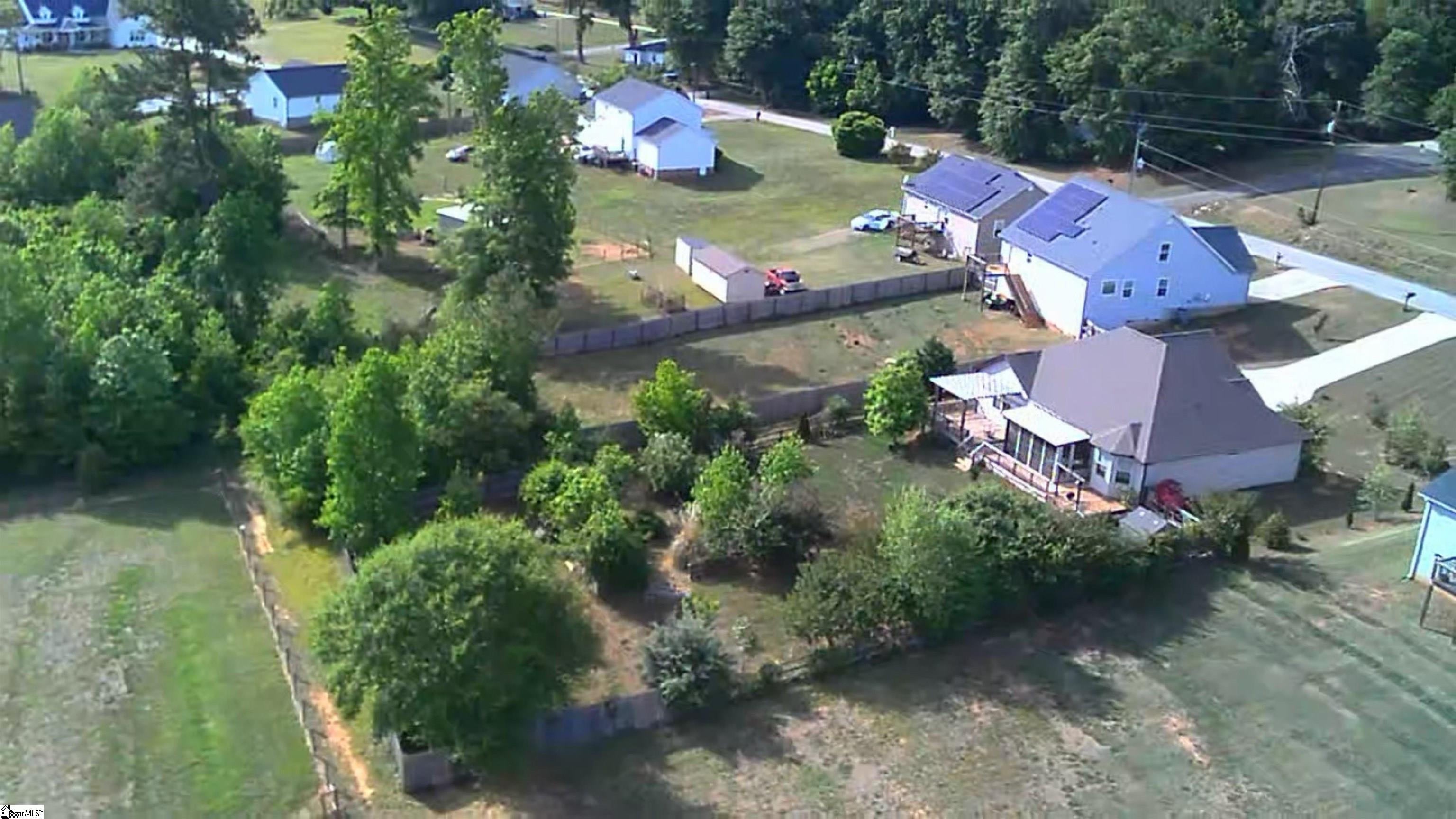 34 Montgomery Road Property Photo 32