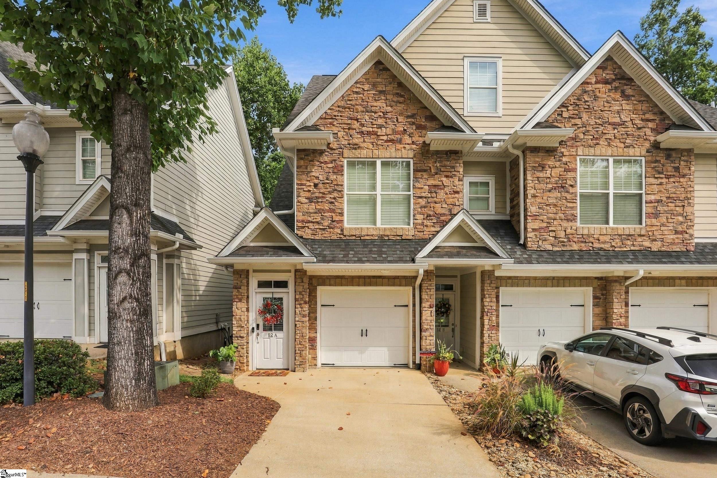12 Edge Court Property Photo 1
