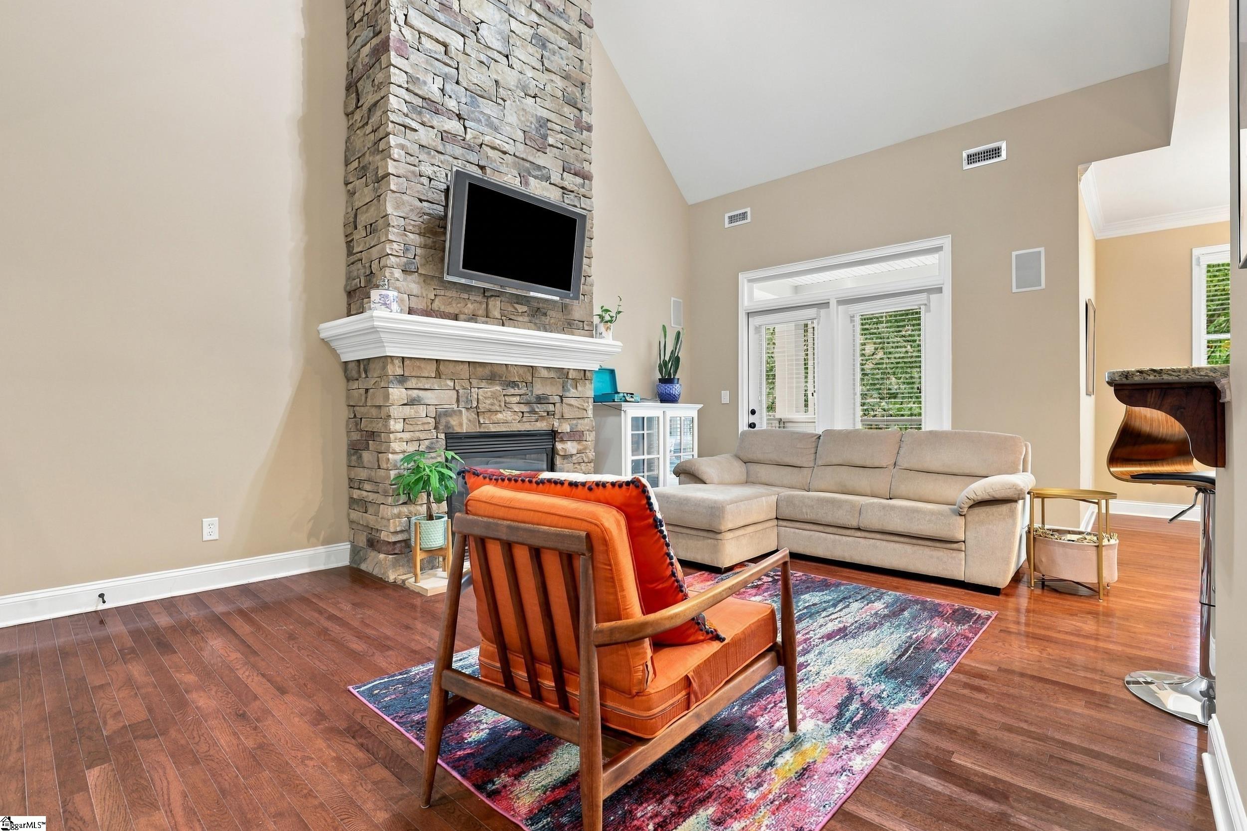 12 Edge Court Property Photo 10