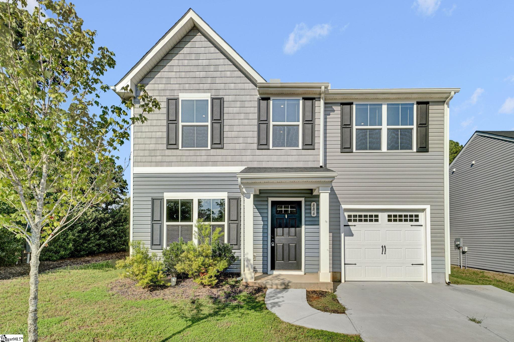 886 Cranbrook Drive Property Photo 1