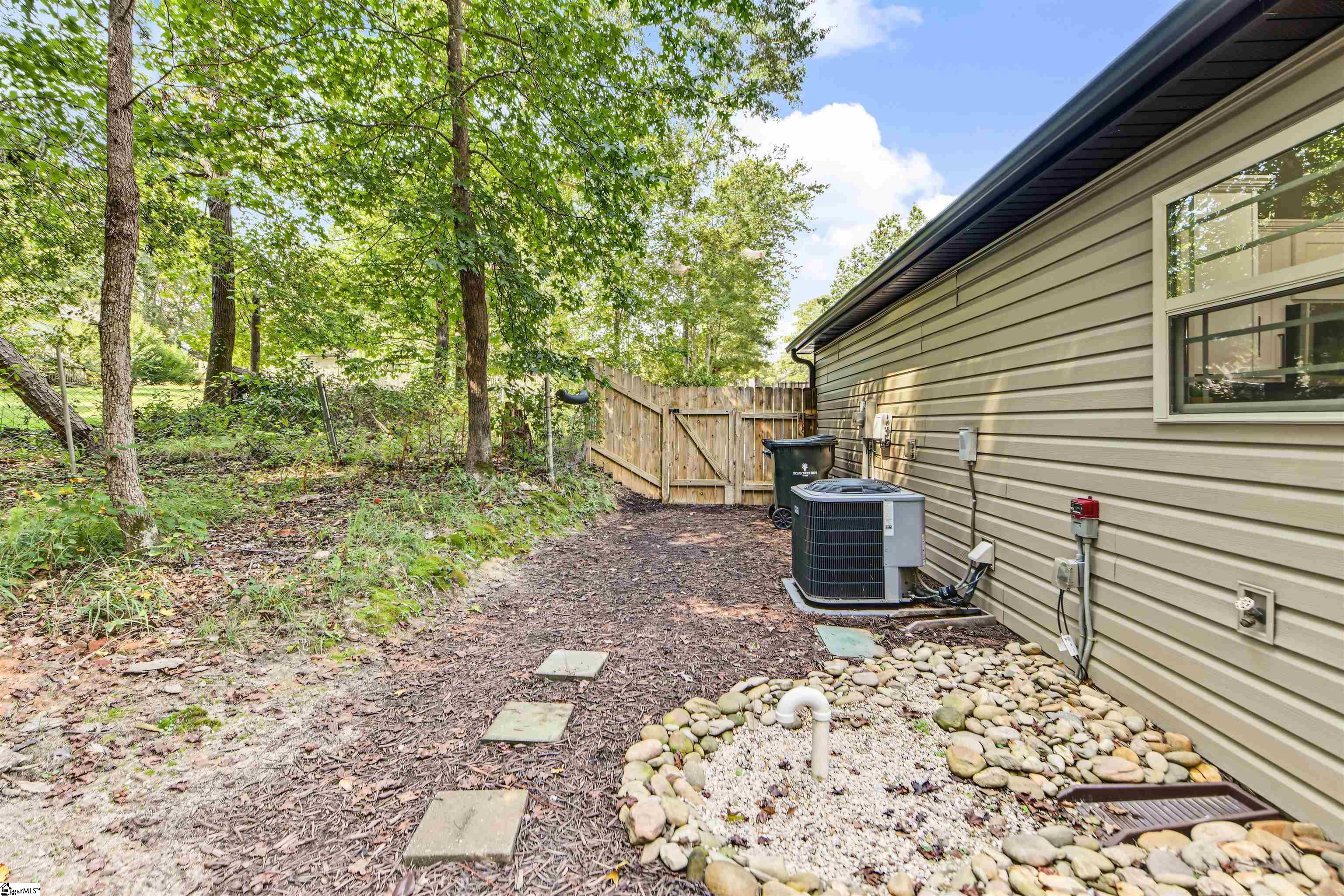 118 Forrest Drive Property Photo 17