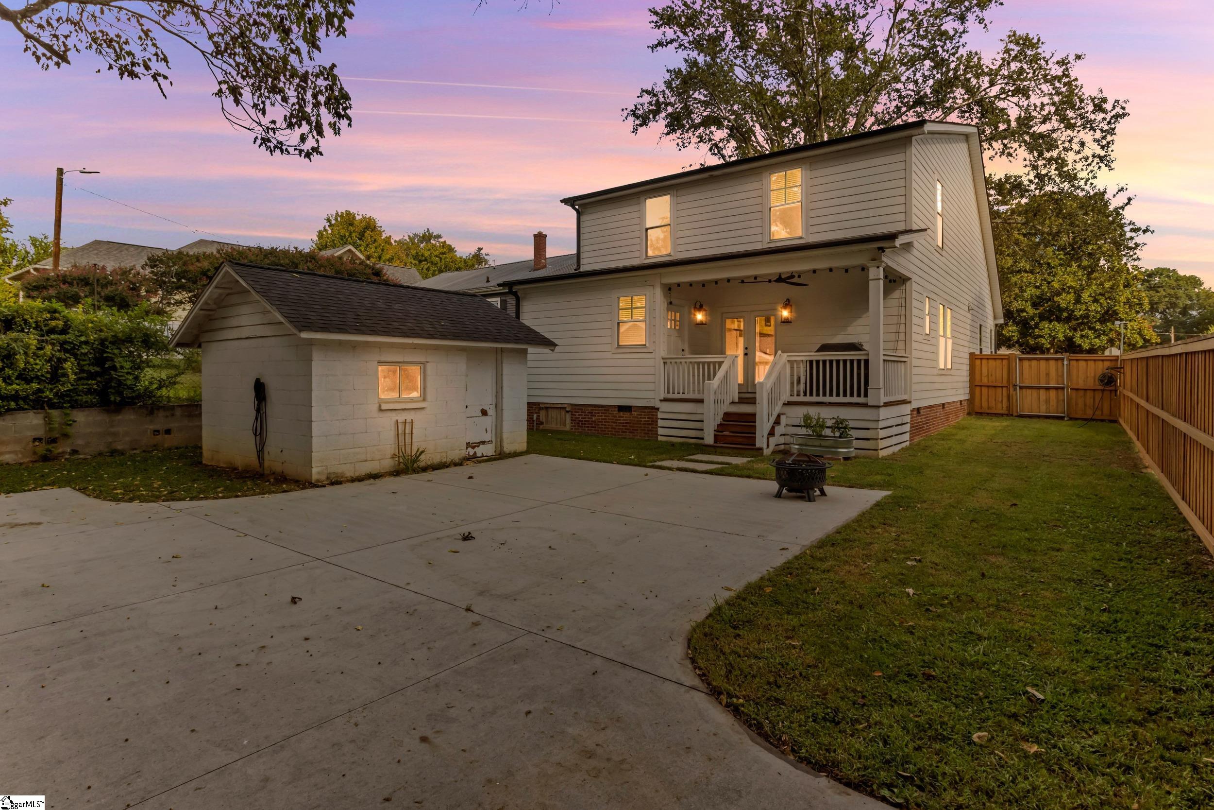20 Bleckley Avenue Property Photo 2