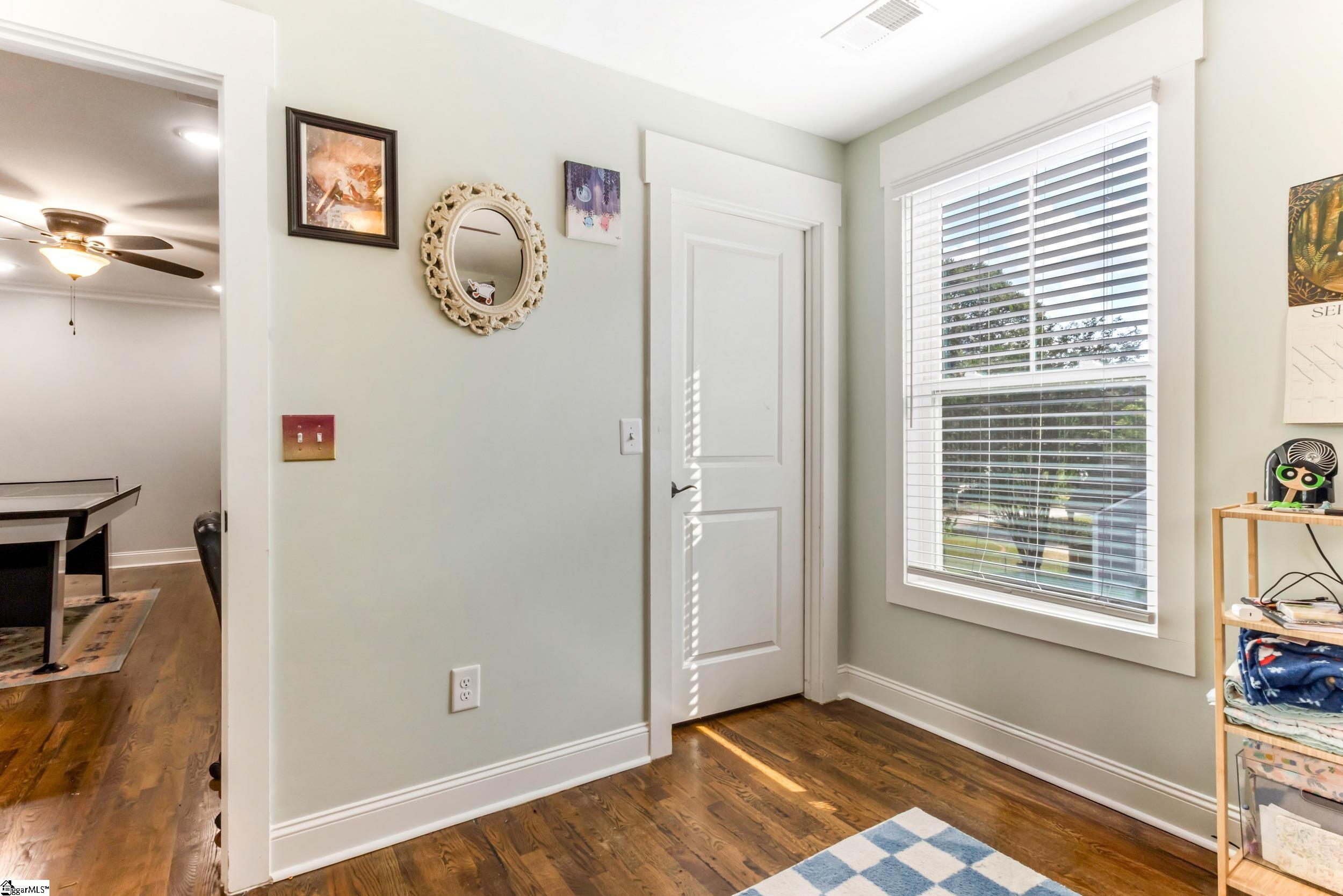 20 Bleckley Avenue Property Photo 27