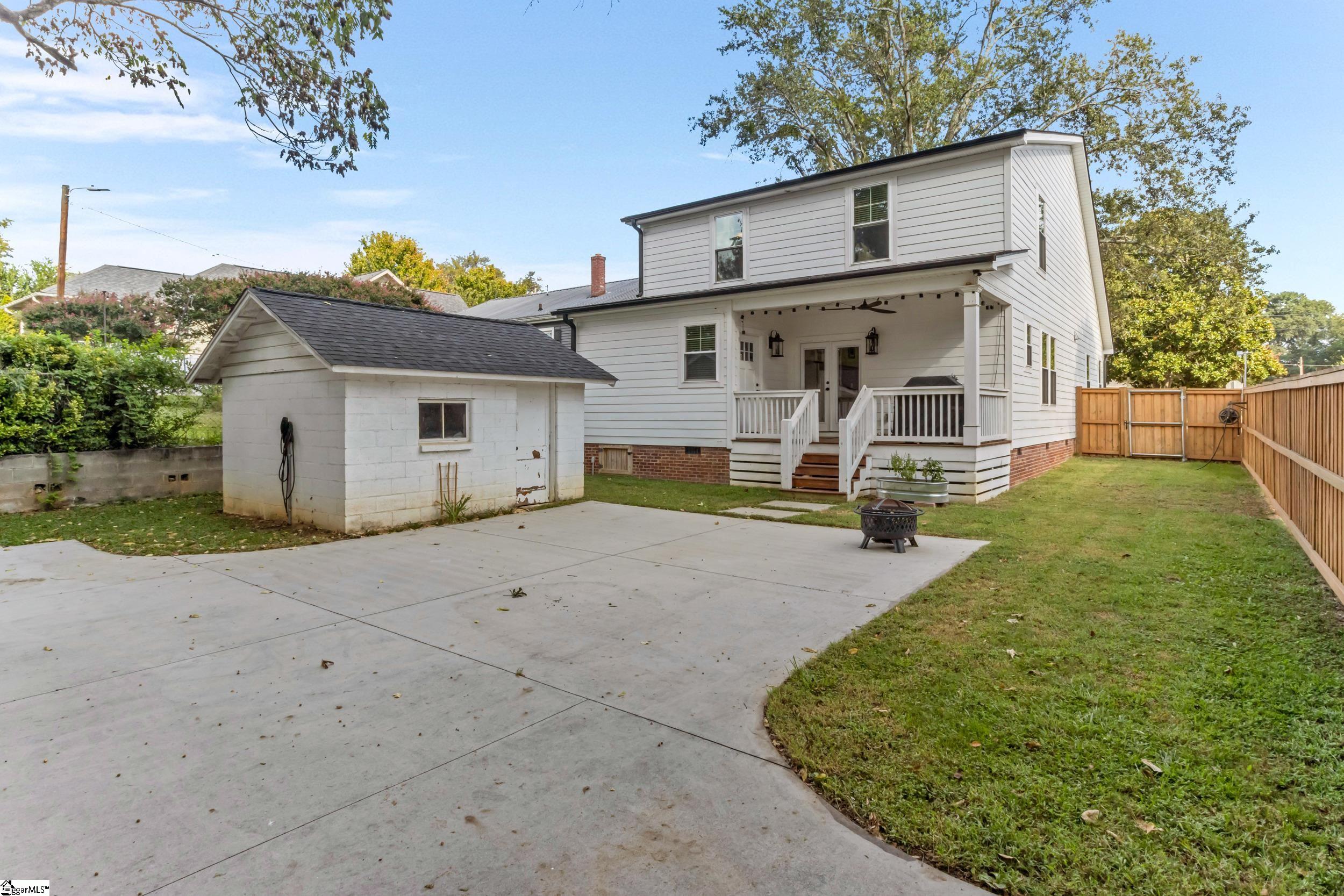 20 Bleckley Avenue Property Photo 37