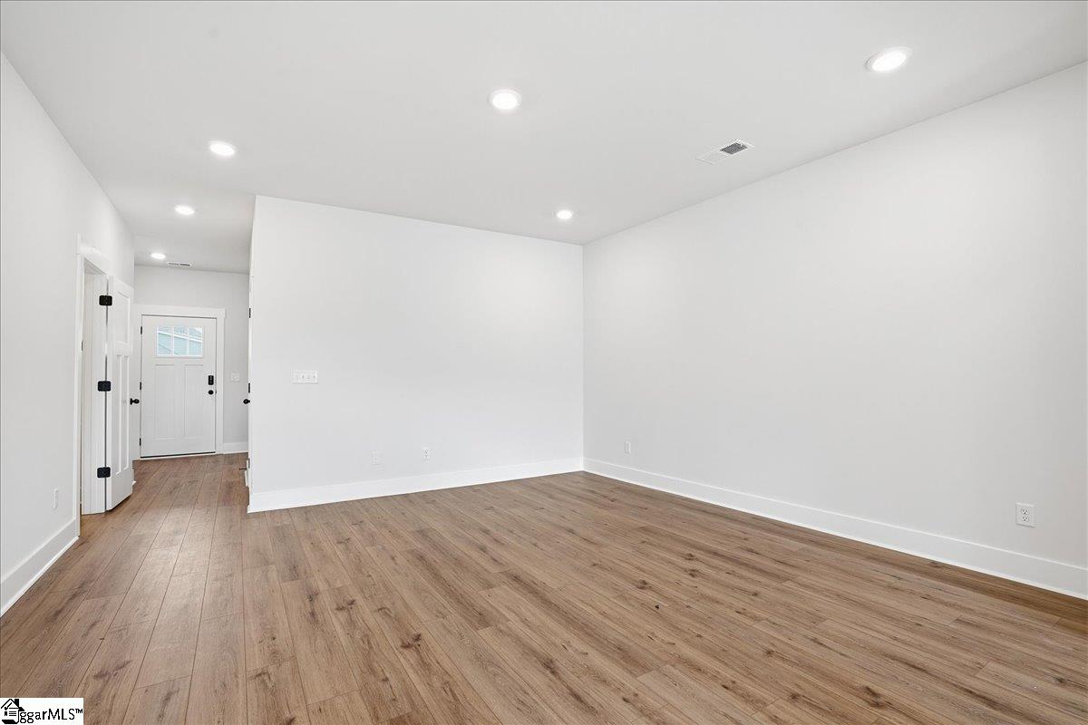 512 Round Rock Way Property Photo 11