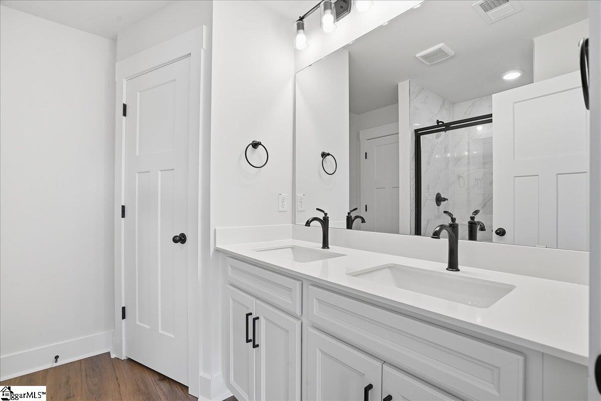 512 Round Rock Way Property Photo 16