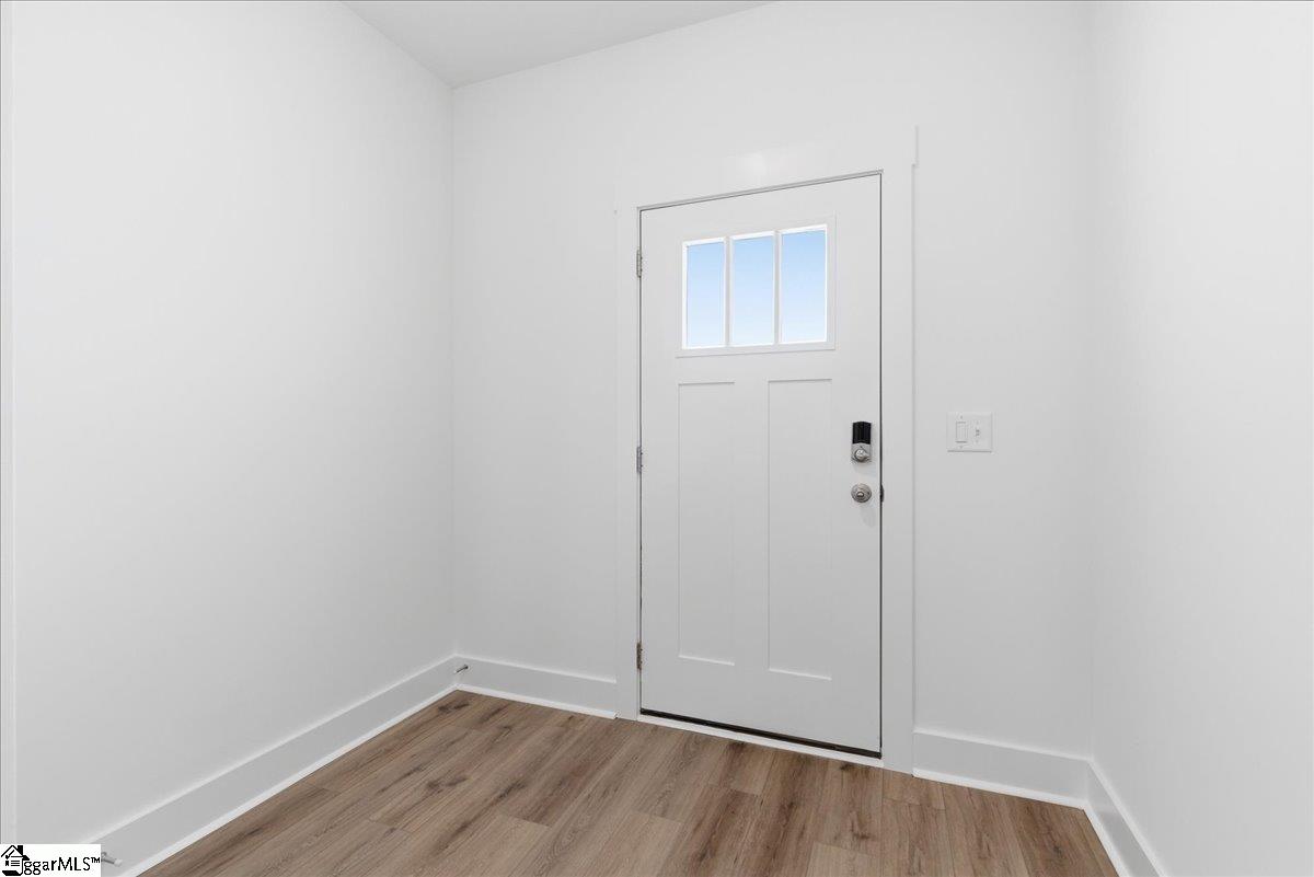 107 Redfield Place Property Photo 3