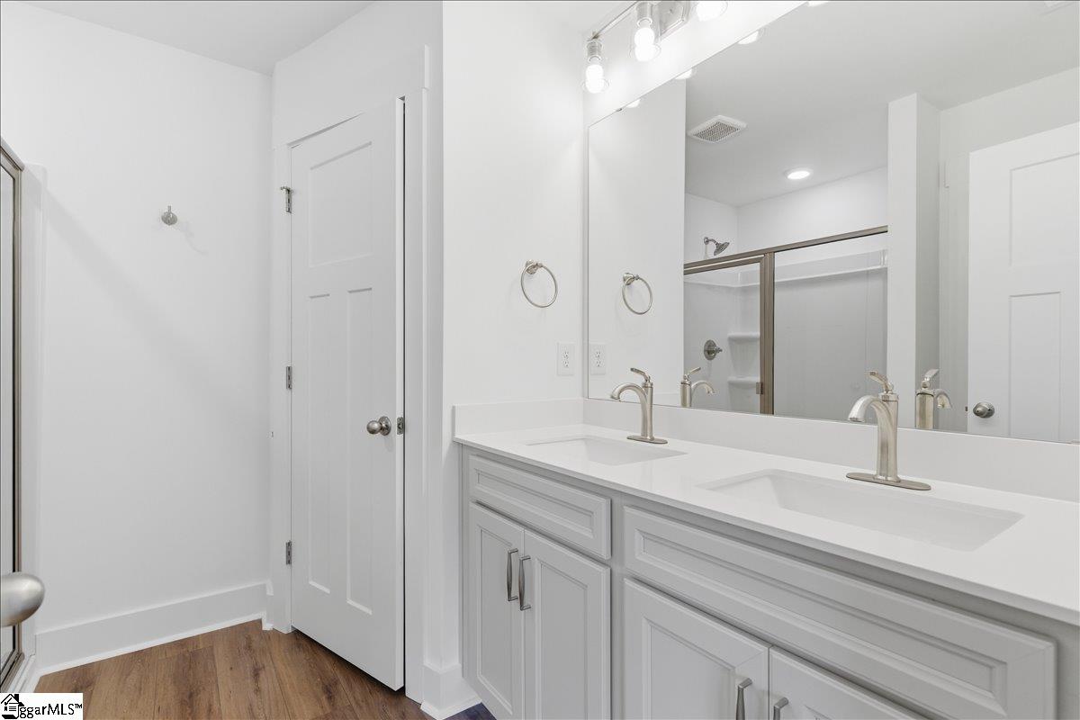 107 Redfield Place Property Photo 18