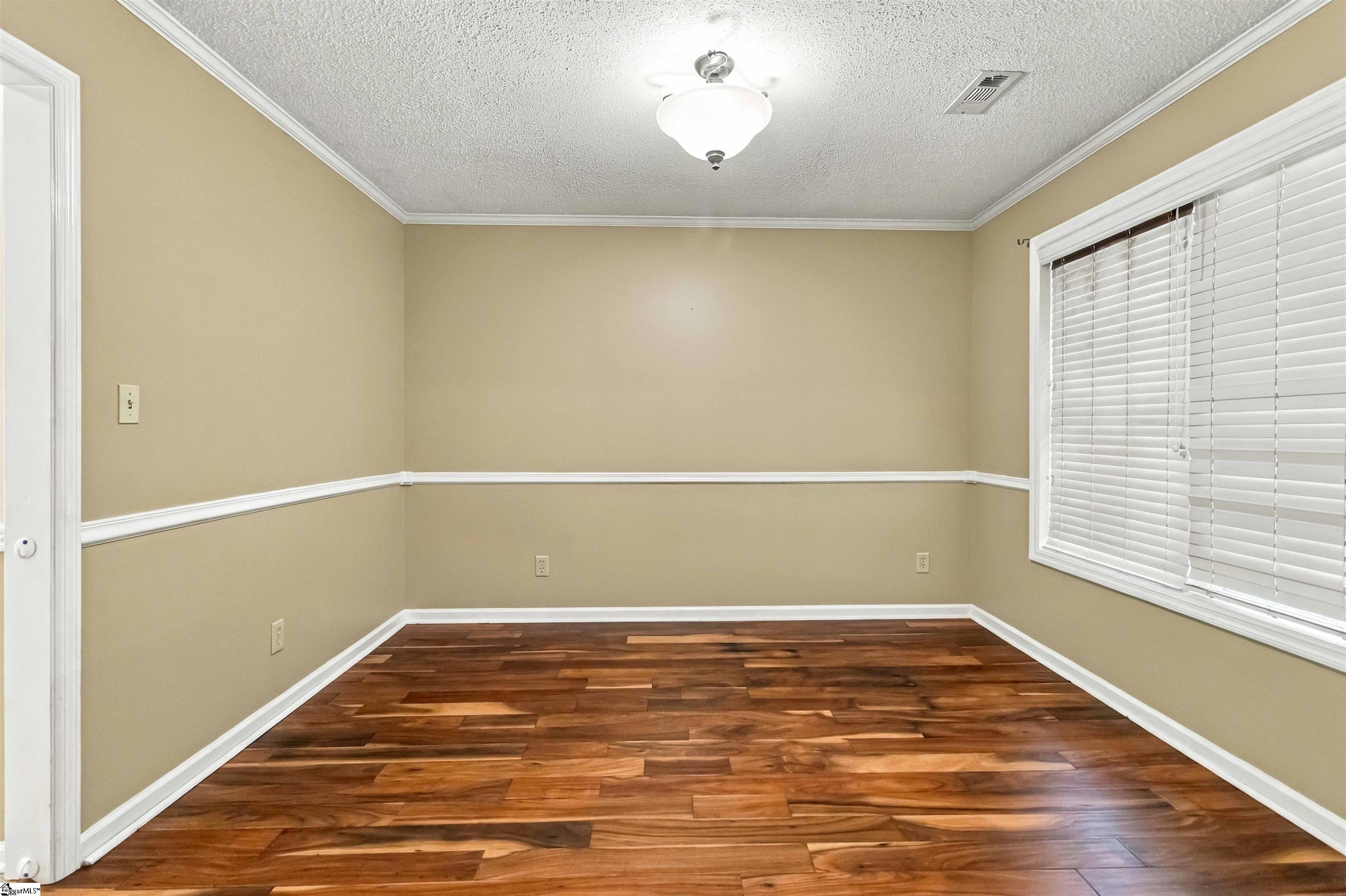 125 Woodcreek Drive Property Photo 19