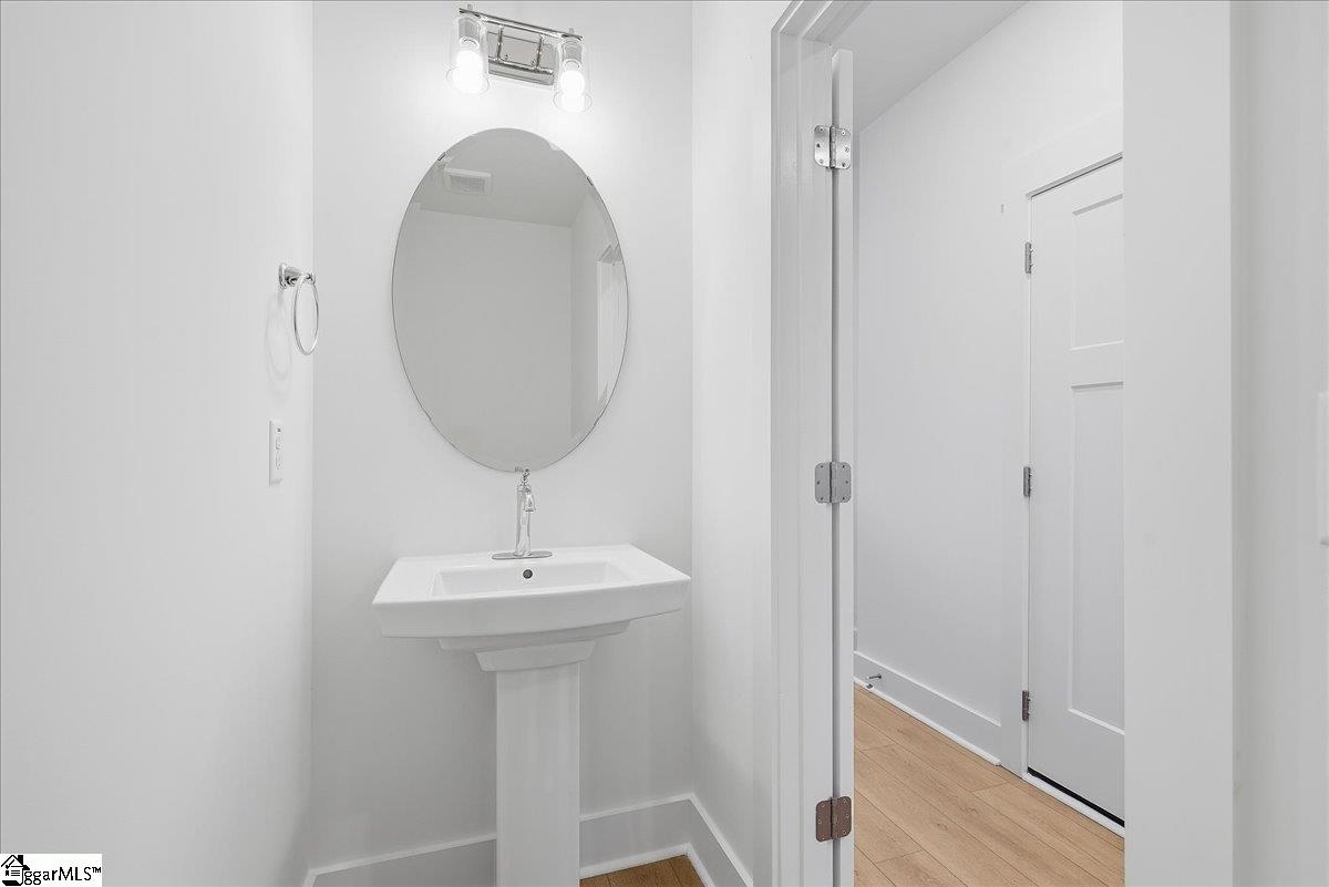 28 Shoemaker Road Property Photo 16