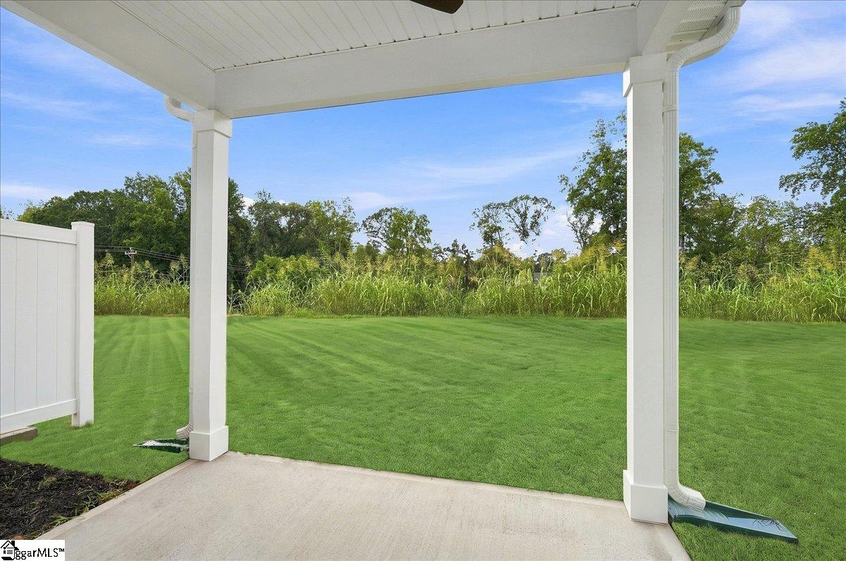 428 Crestcreek Drive Property Photo 24